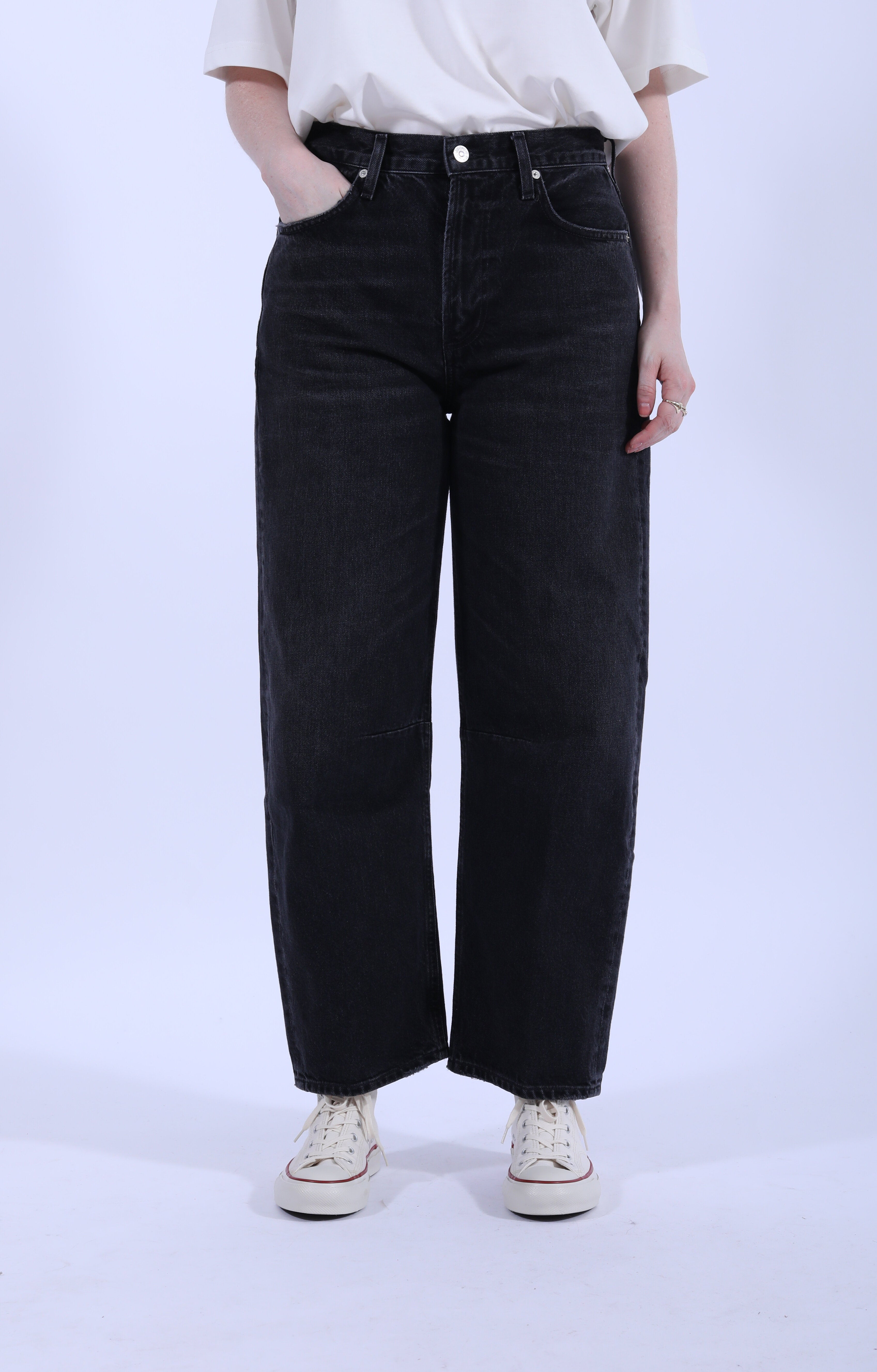 Miro Relaxed Jean Raine
