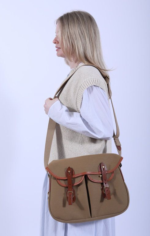 Ariel Trout Shoulder Bag Khaki/New Tan (S) – Epitome of Edinburgh