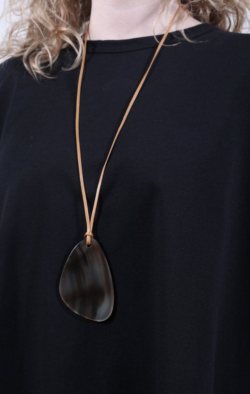 Necklace Triangle Closed Brown