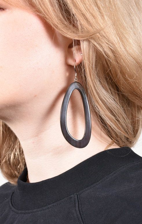 Earrings Horn Kidney Hollow Brown