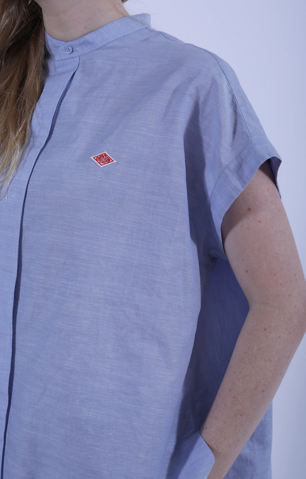 Sleeveless Shirt Light Blue