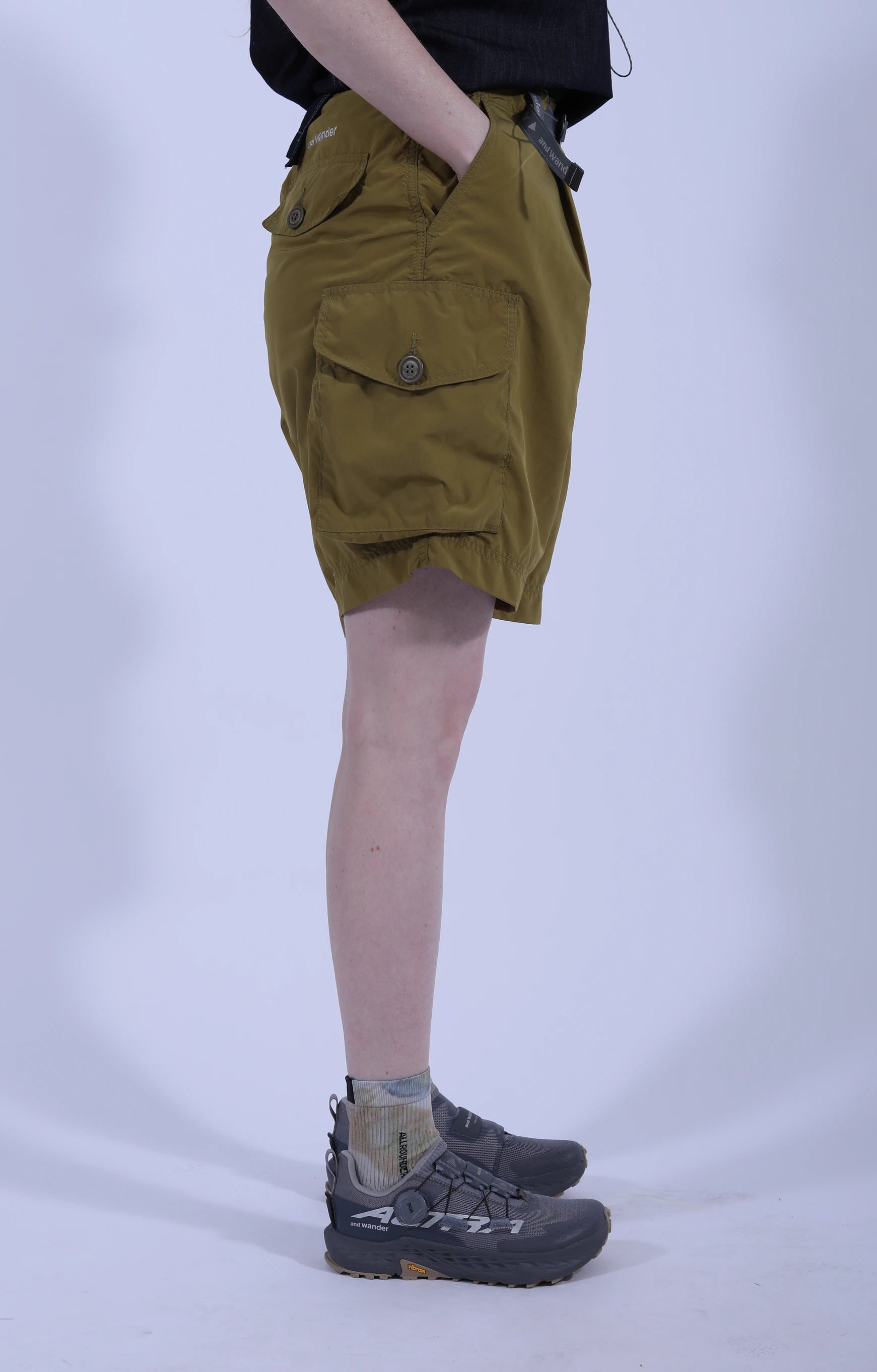 Oversized Cargo Short Pants (M) Yellow Olive