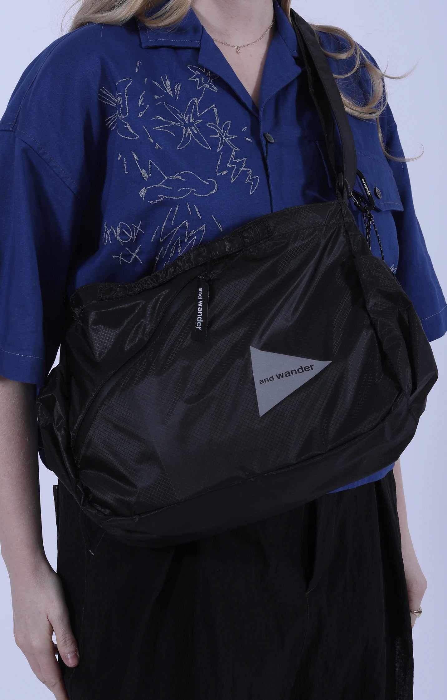 Sil Shoulder Bag Black