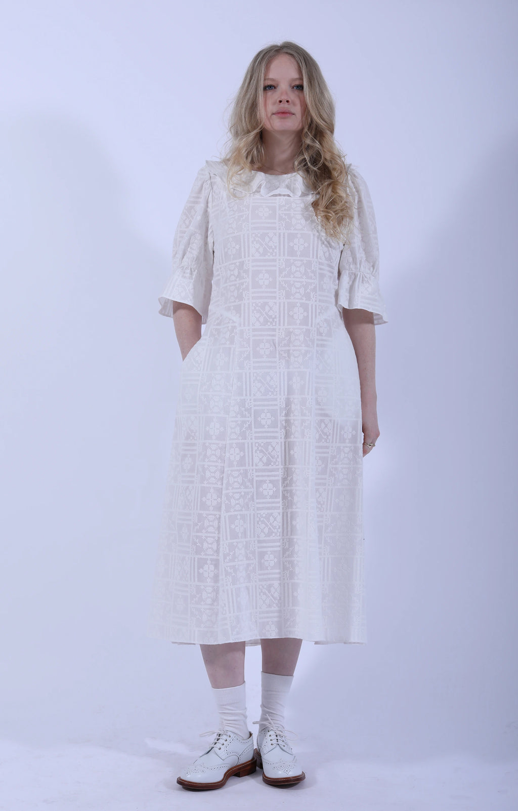 Embroidery Susanne Dress Ivory