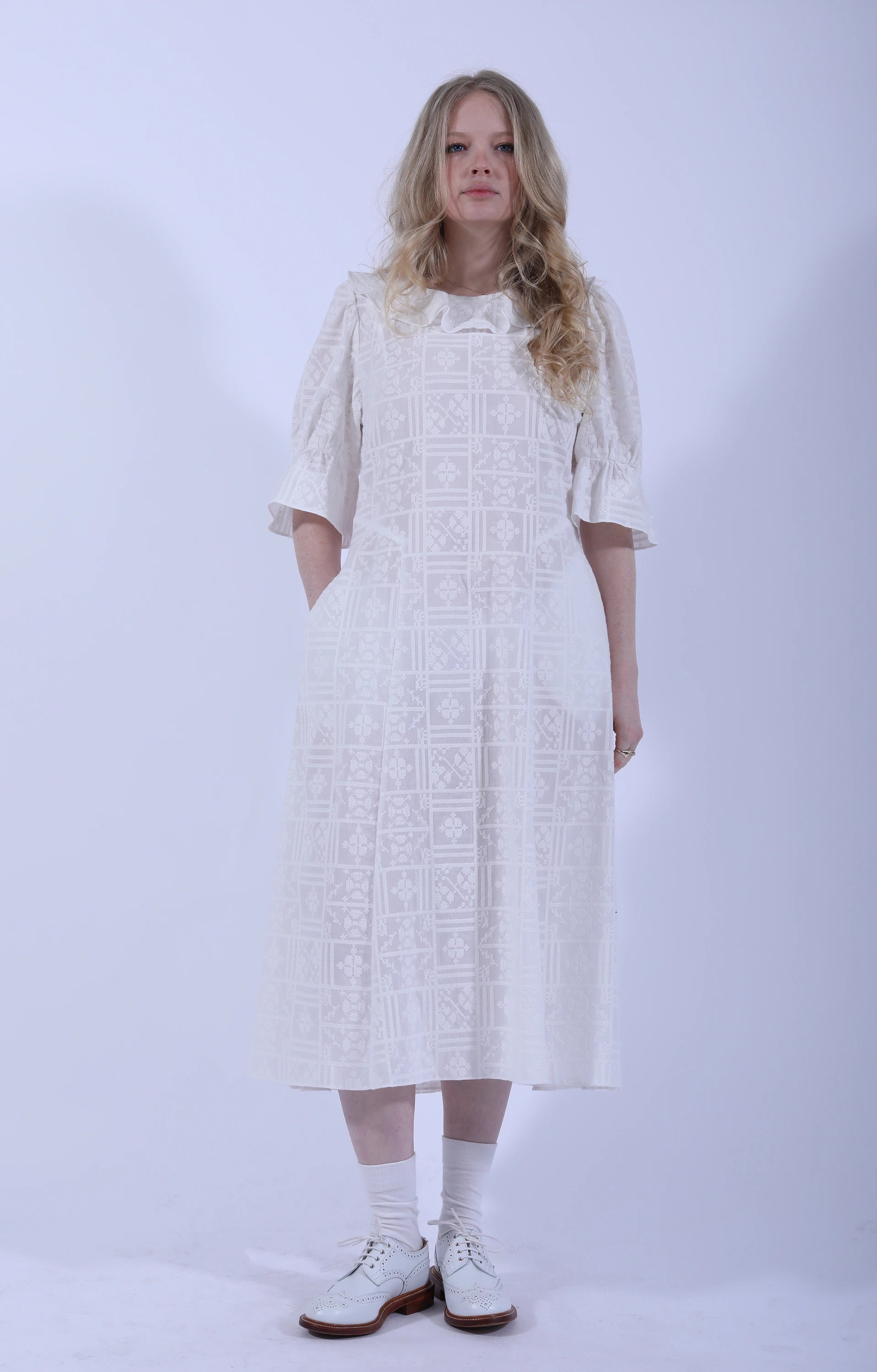 Embroidery Susanne Dress Ivory