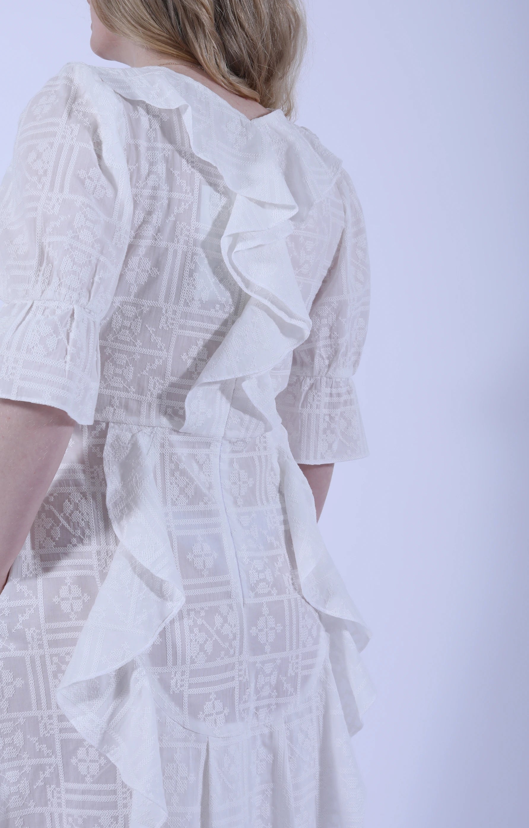 Embroidery Susanne Dress Ivory