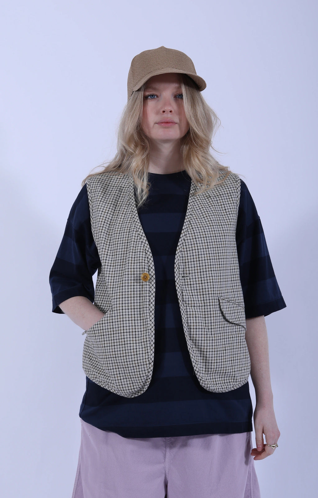 Back Slit Vest Smoky Tattersall