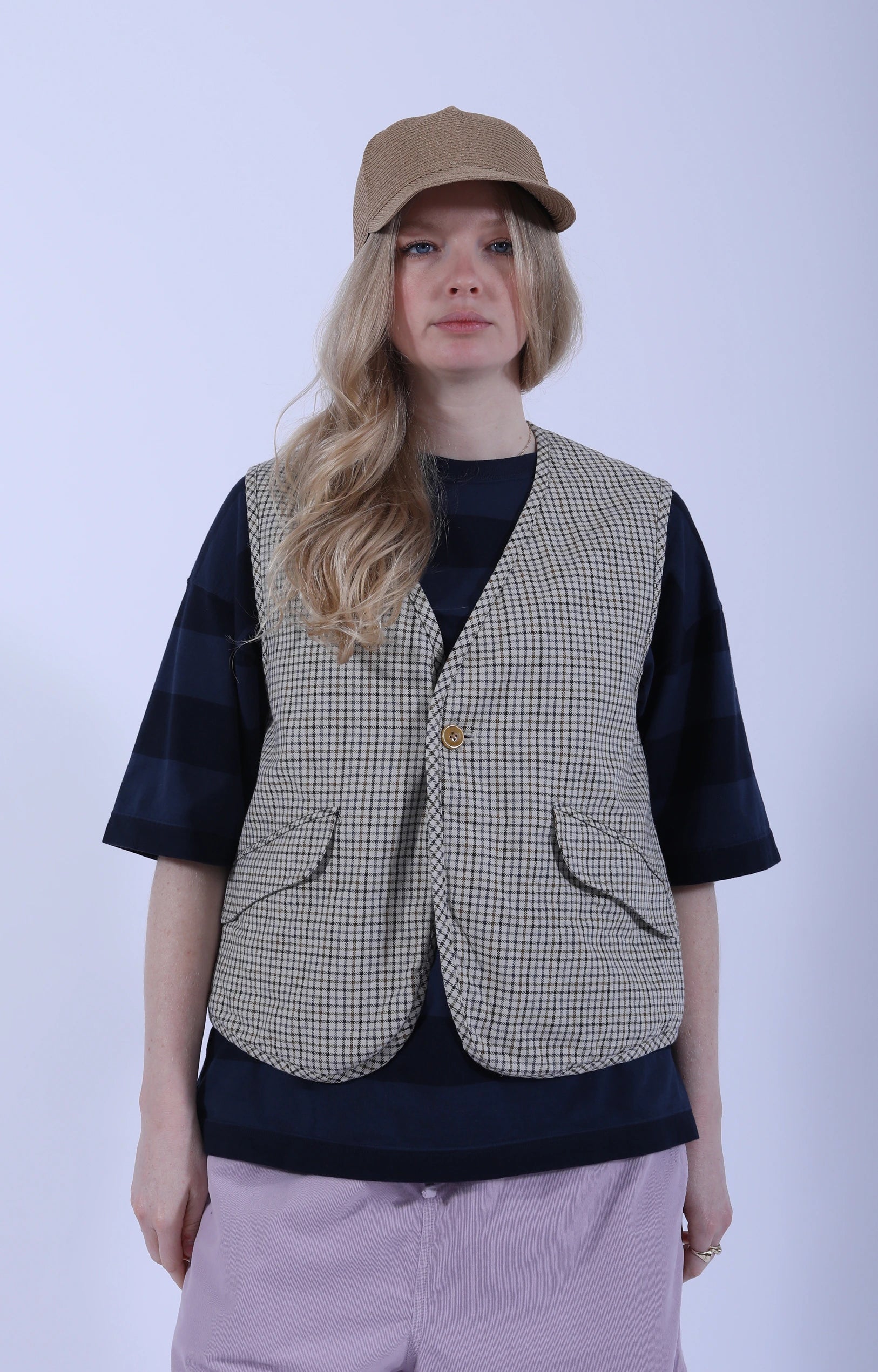 Back Slit Vest Smoky Tattersall