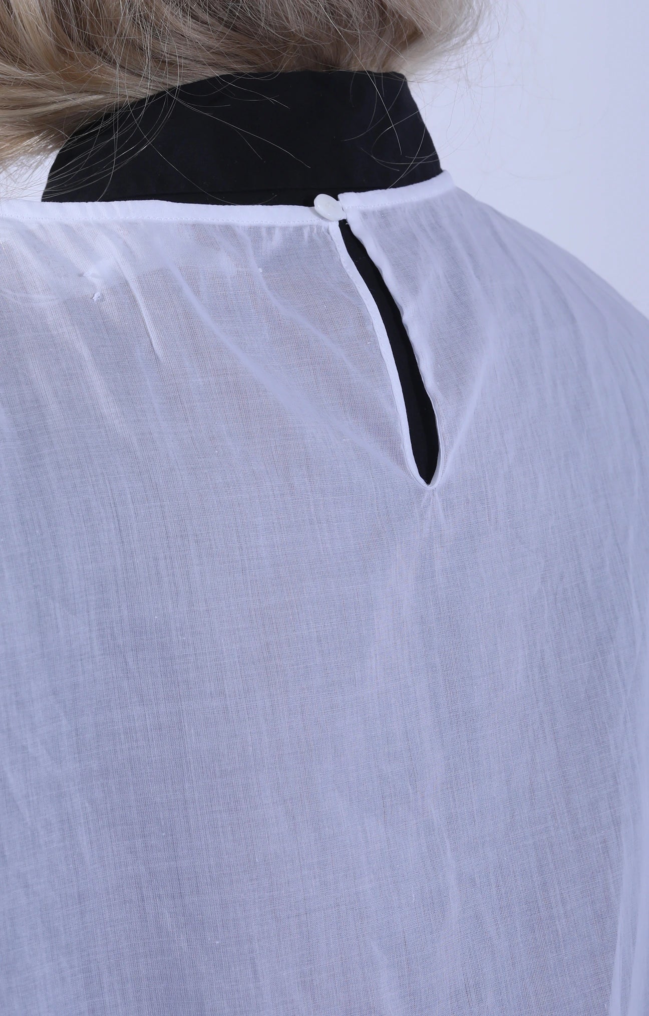 Hem Dot Lace Dickey White