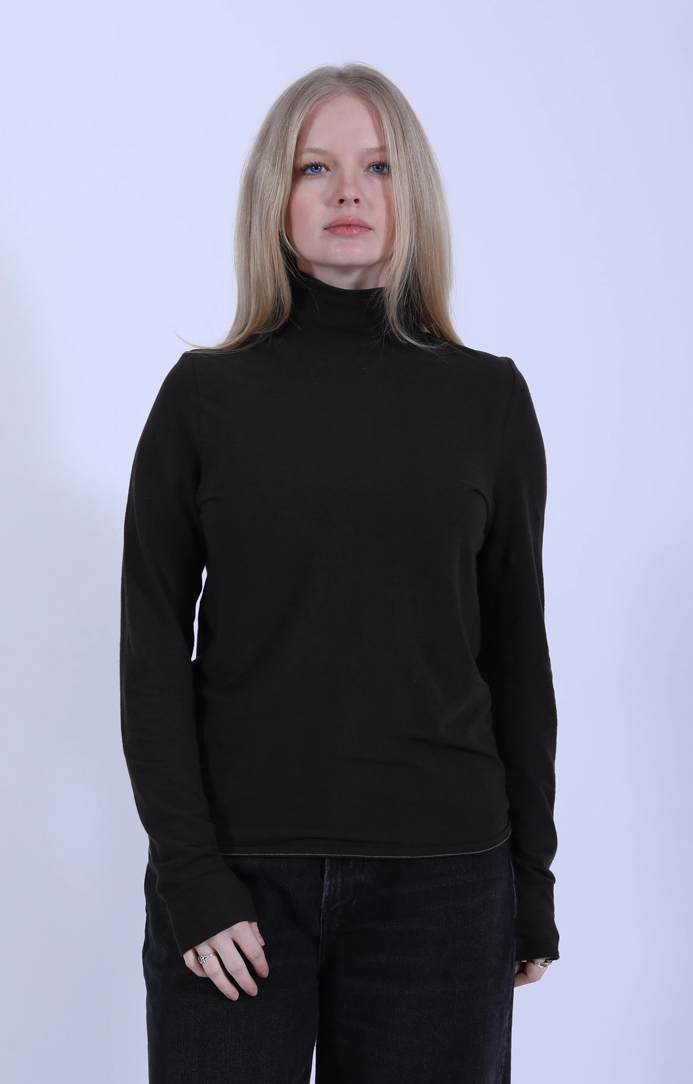 Gentle Turtleneck Dark Brown