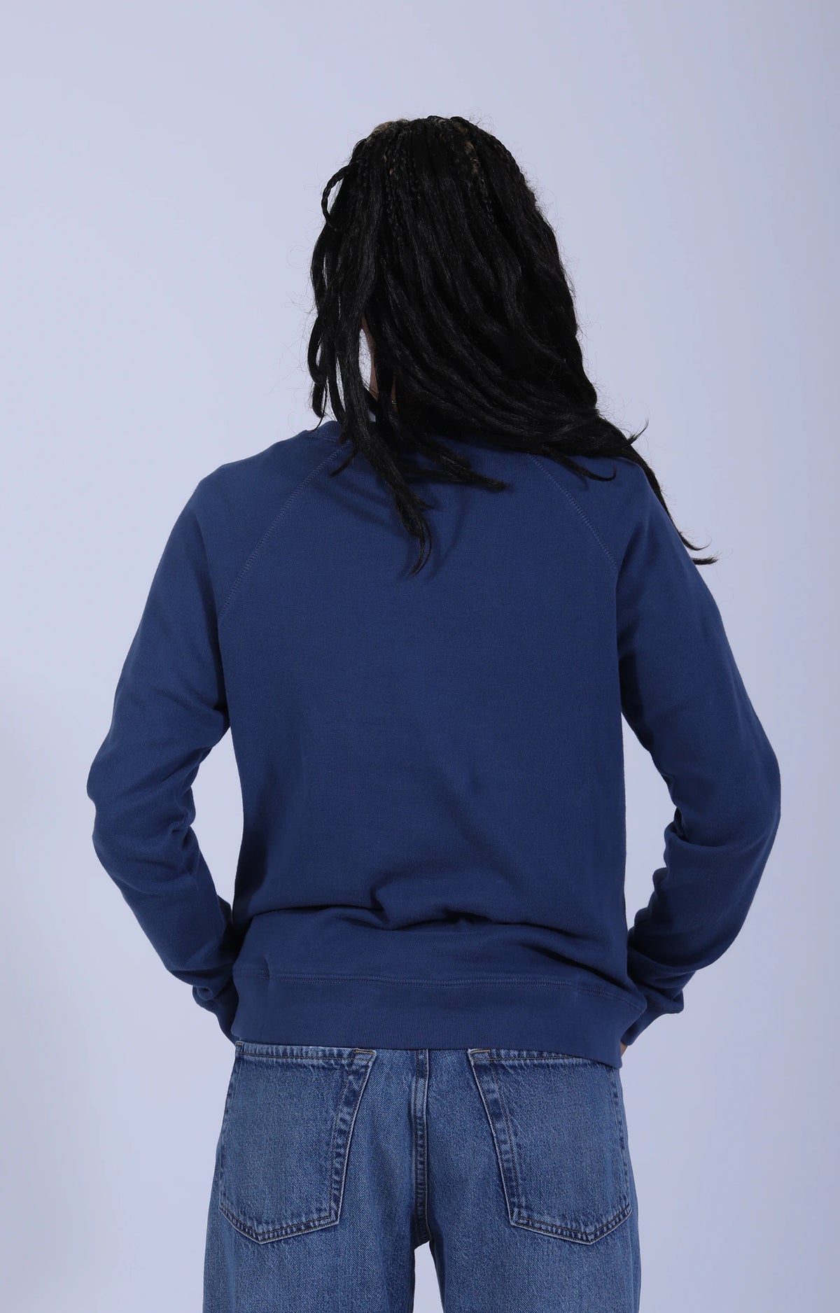 Relaxed Lightweight Raglan Sweatshirt Inidgo Wash