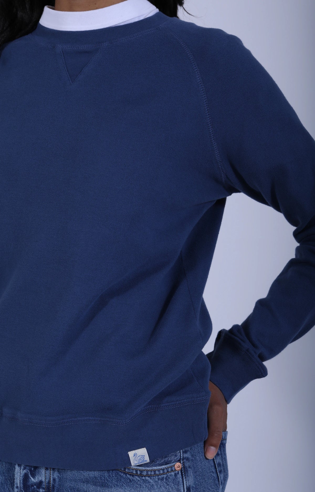 Relaxed Lightweight Raglan Sweatshirt Inidgo Wash