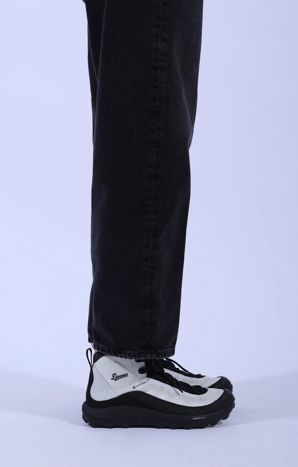 N45 Mid Boot GTX Trillium B&W