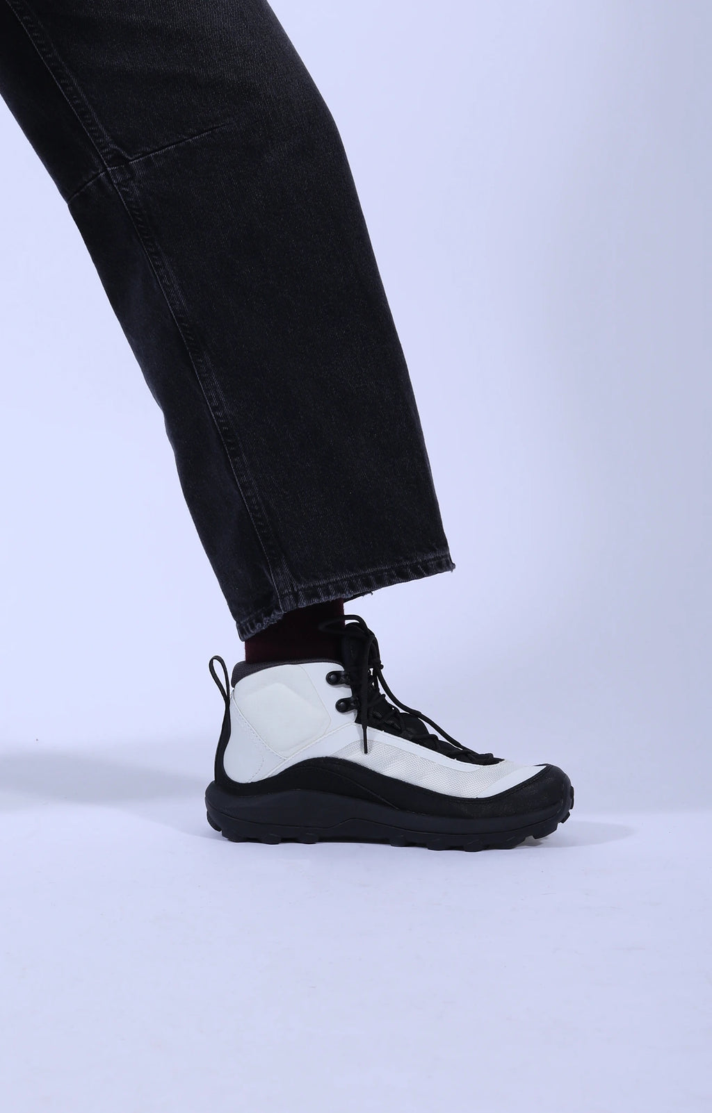 N45 Mid Boot GTX Trillium B&W