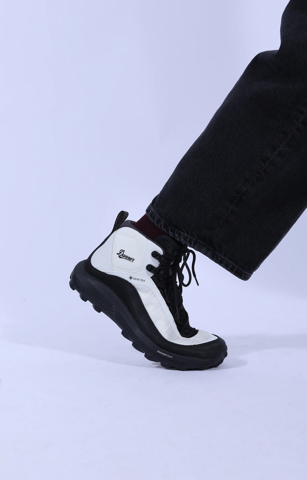 N45 Mid Boot GTX Trillium B&W