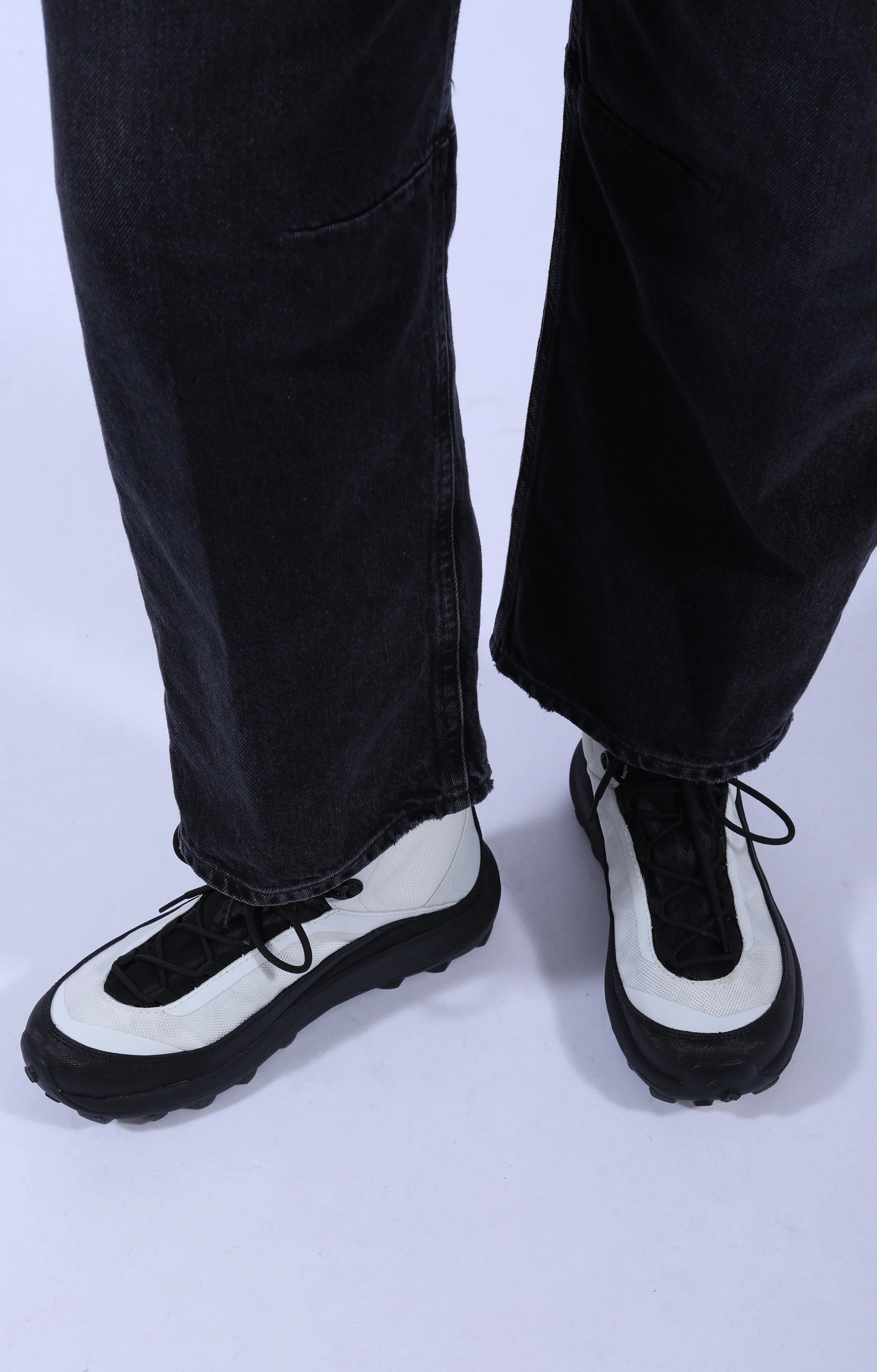 N45 Mid Boot GTX Trillium B&W