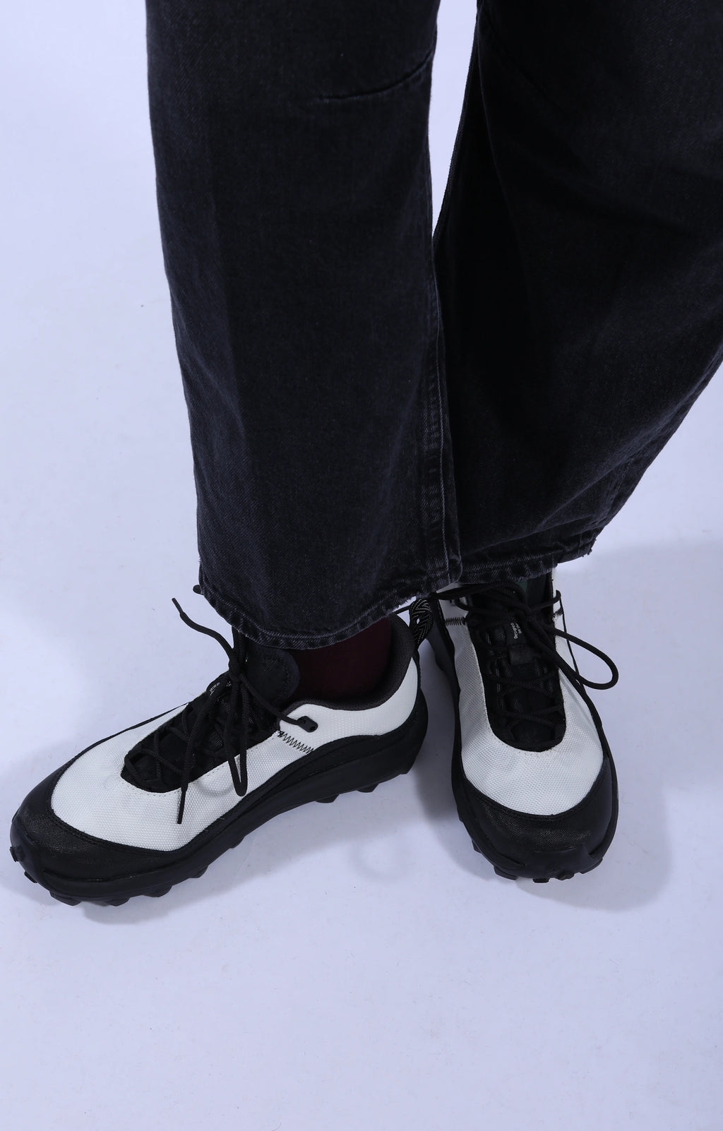 N45 Low Trainer GTX Trillium B&W