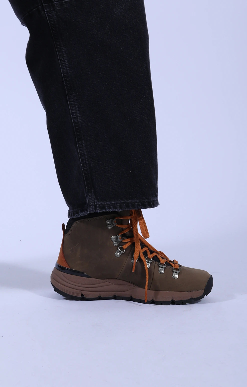 Mountain Saddle 600 Chocolate Chip/Golden Oak