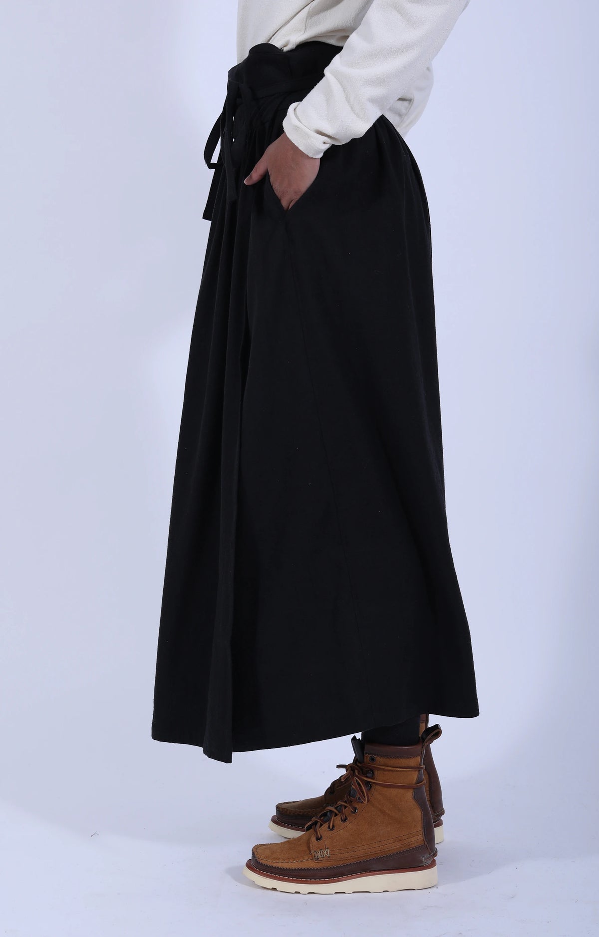 Women's Woven Skirt Black