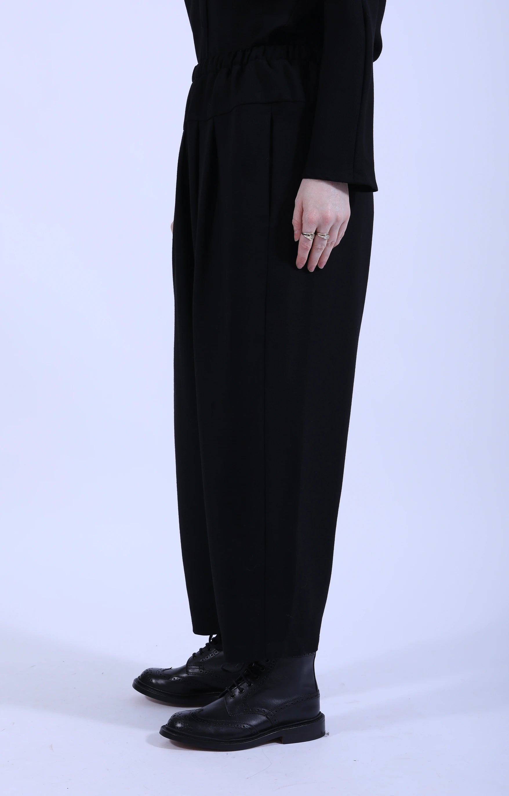 Oterro Trousers Ebony