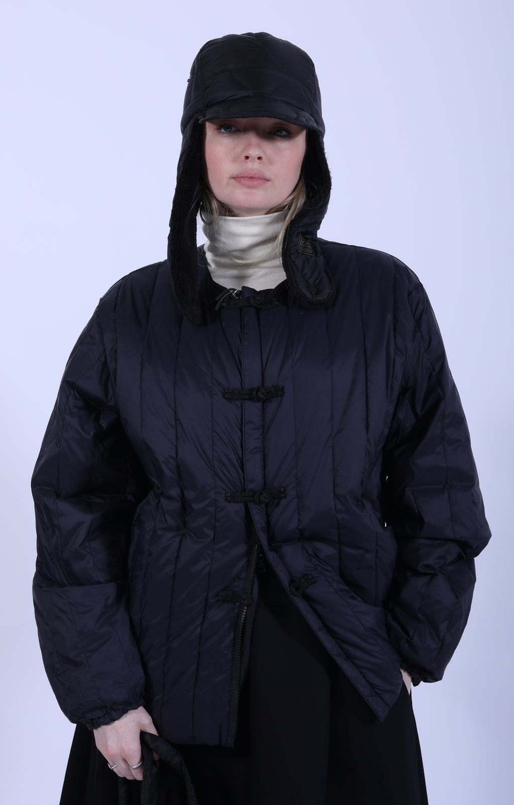 Rev. China Down Jacket Dark Navy x Black