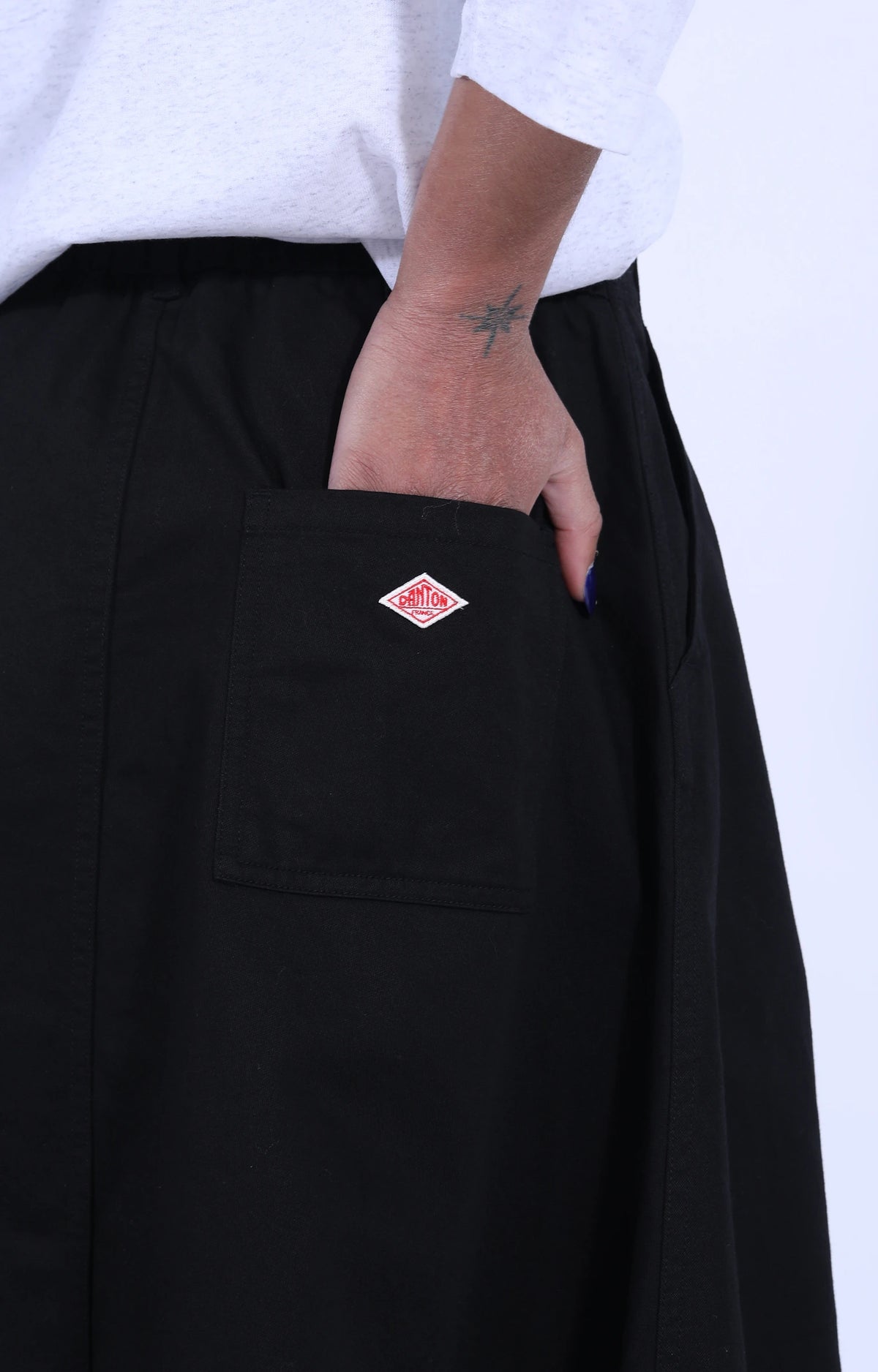Cocoon Skirt Black