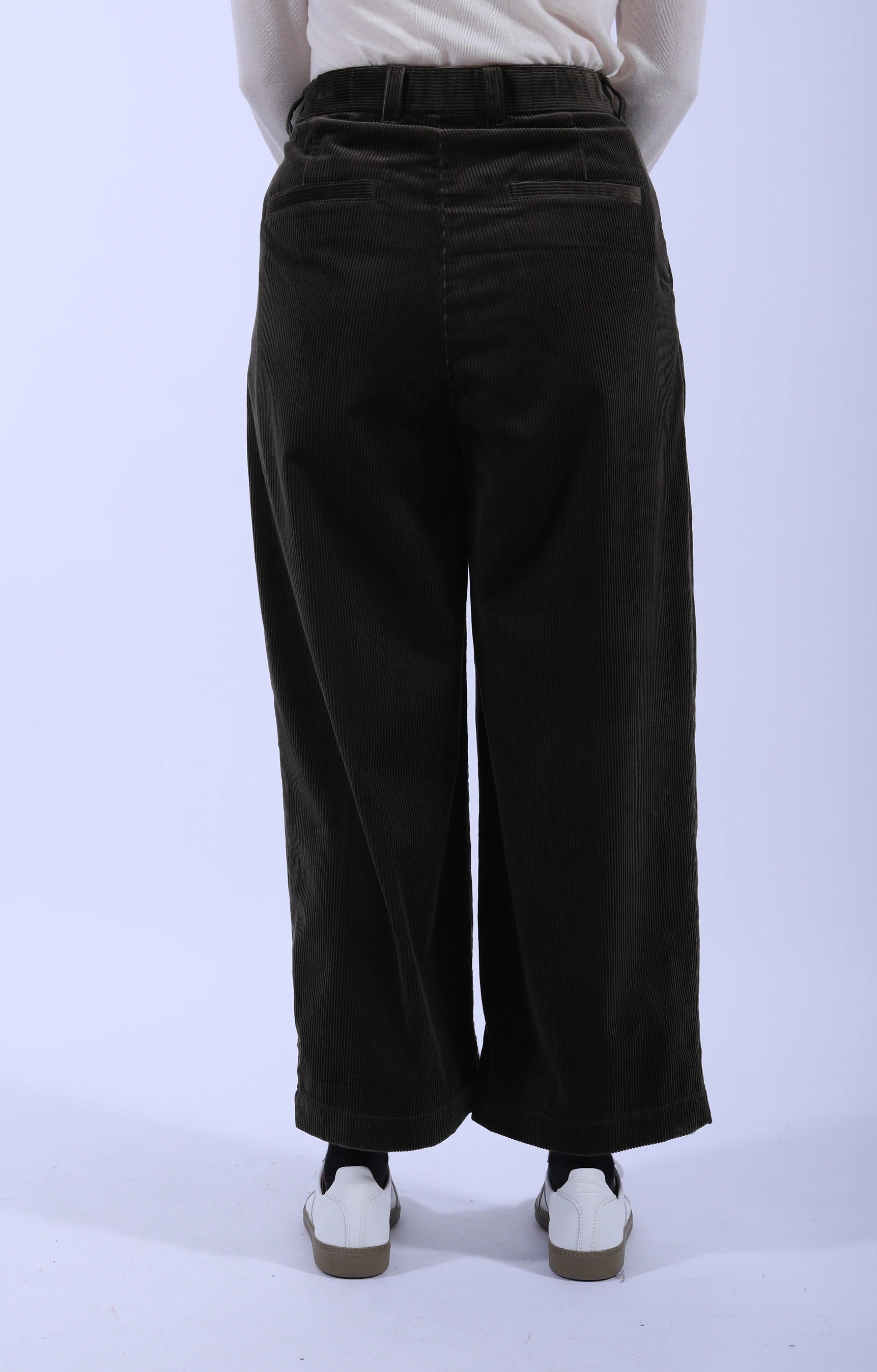 2 In-Pleat Cord Pants Chestnut