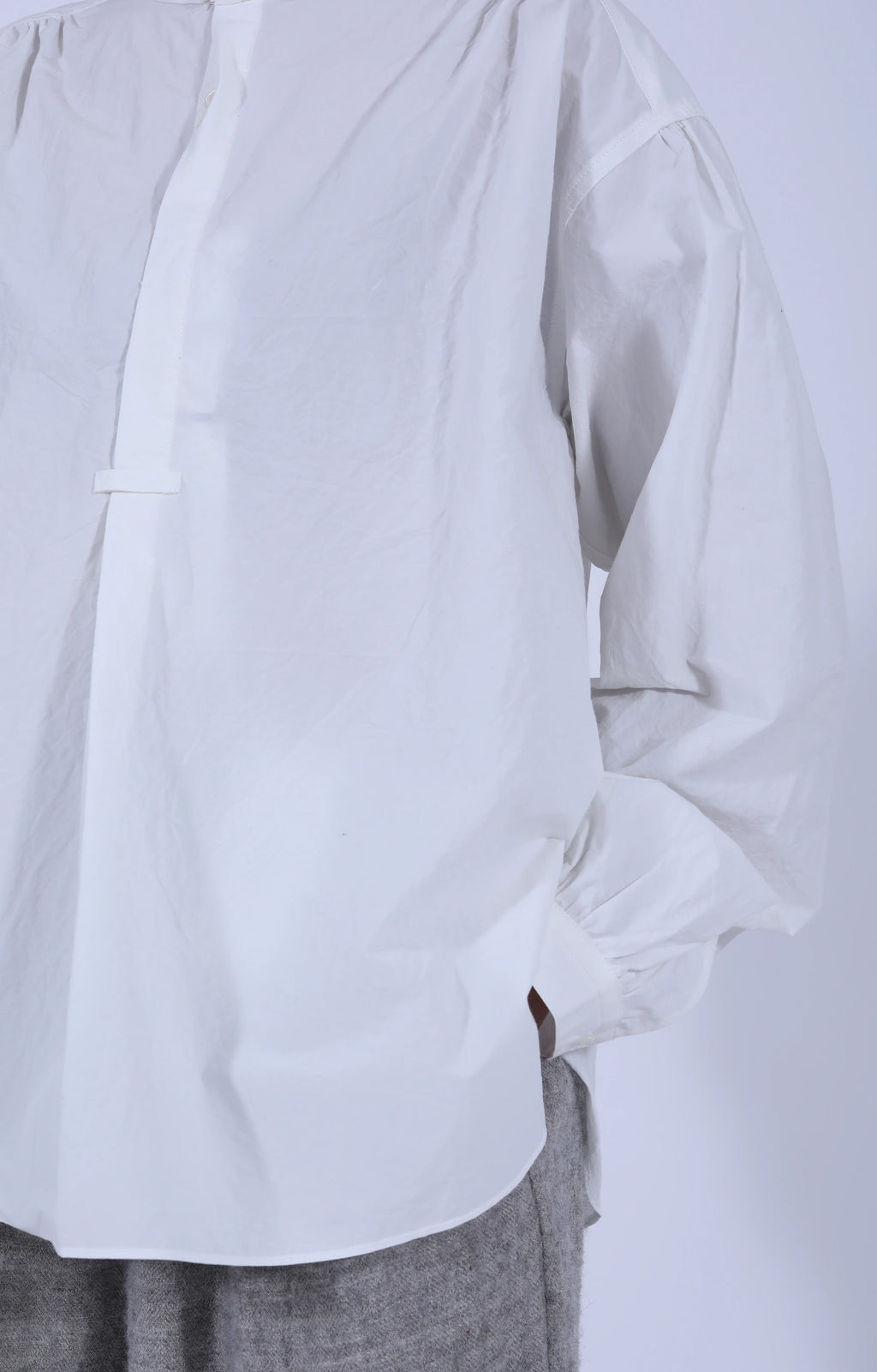 Gathered Pull-On Shirt Off-White
