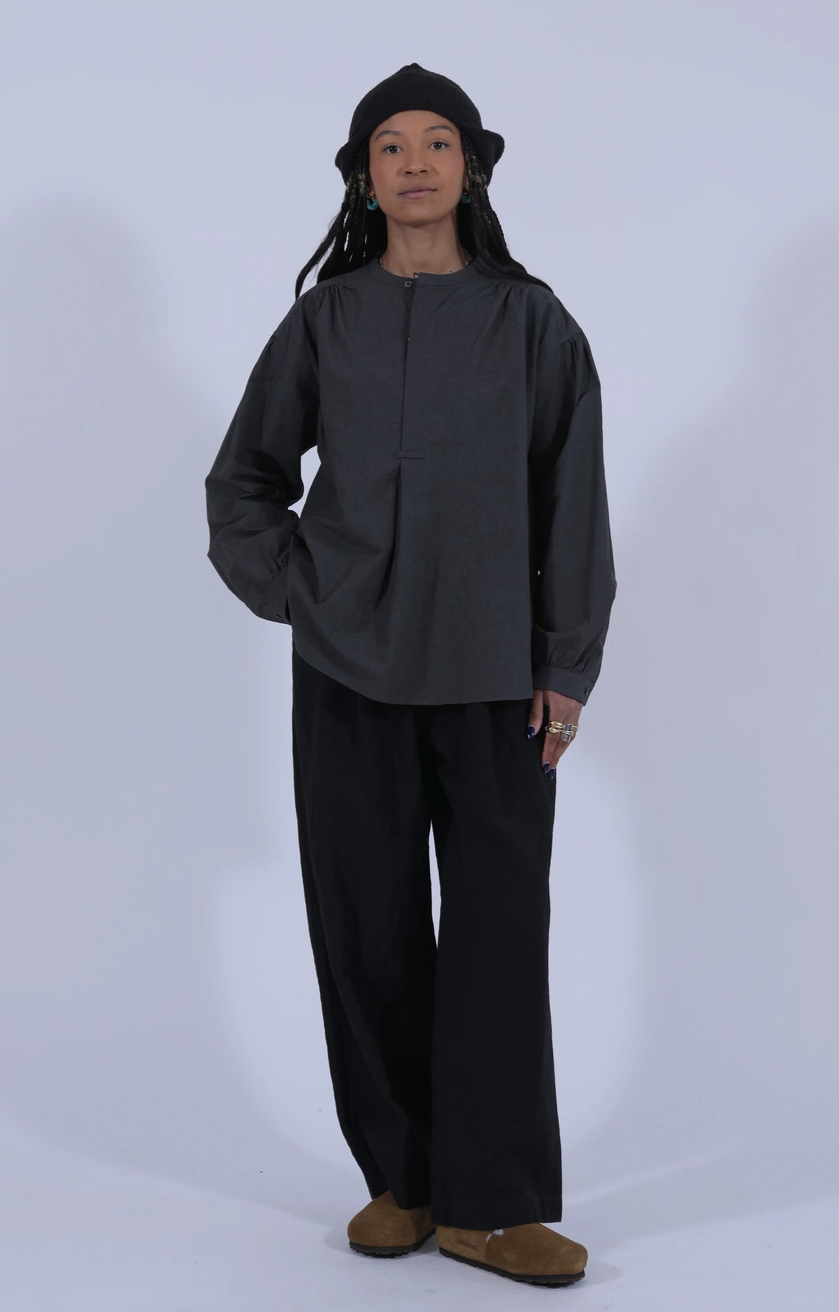 Nuance Drum-Dyed Trousers Black