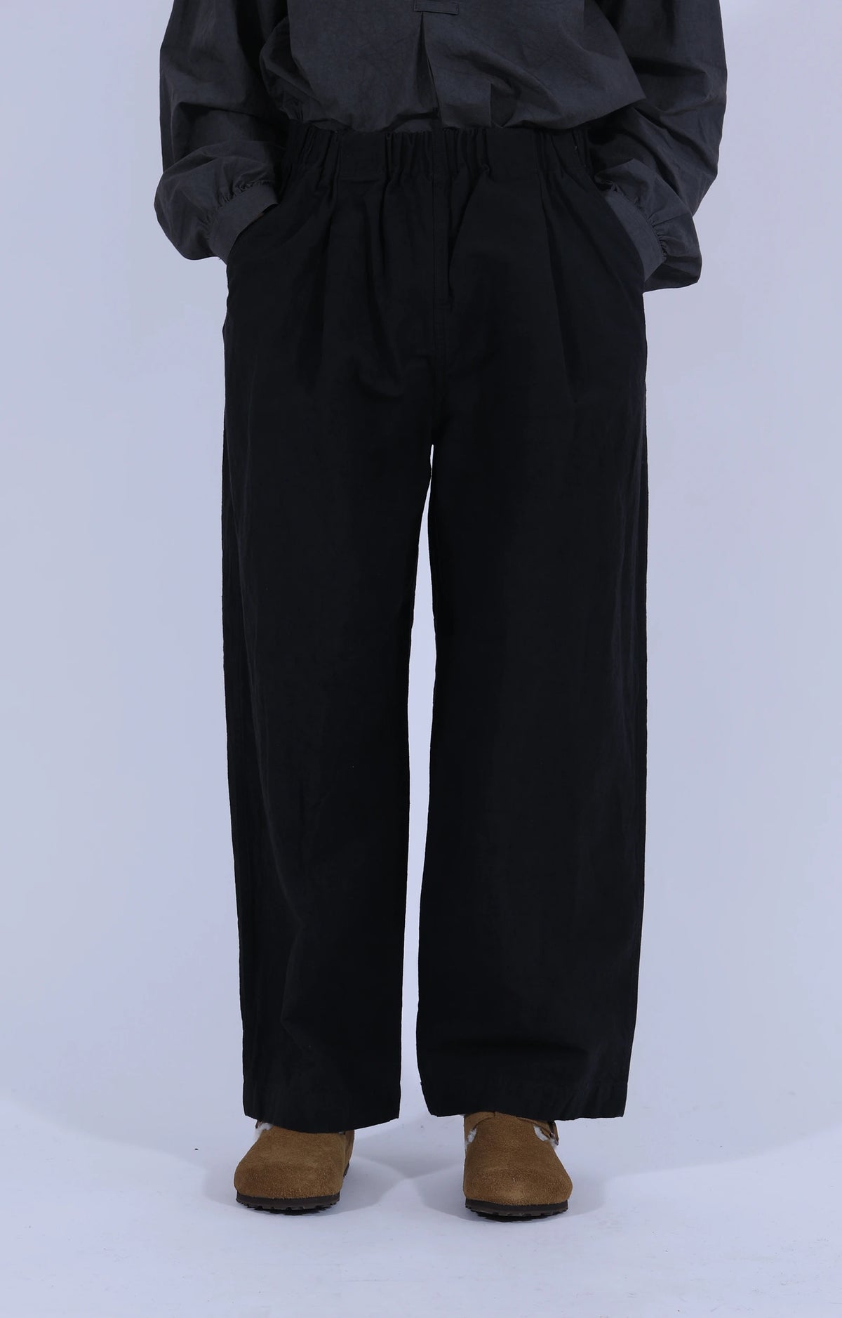 Nuance Drum-Dyed Trousers Black