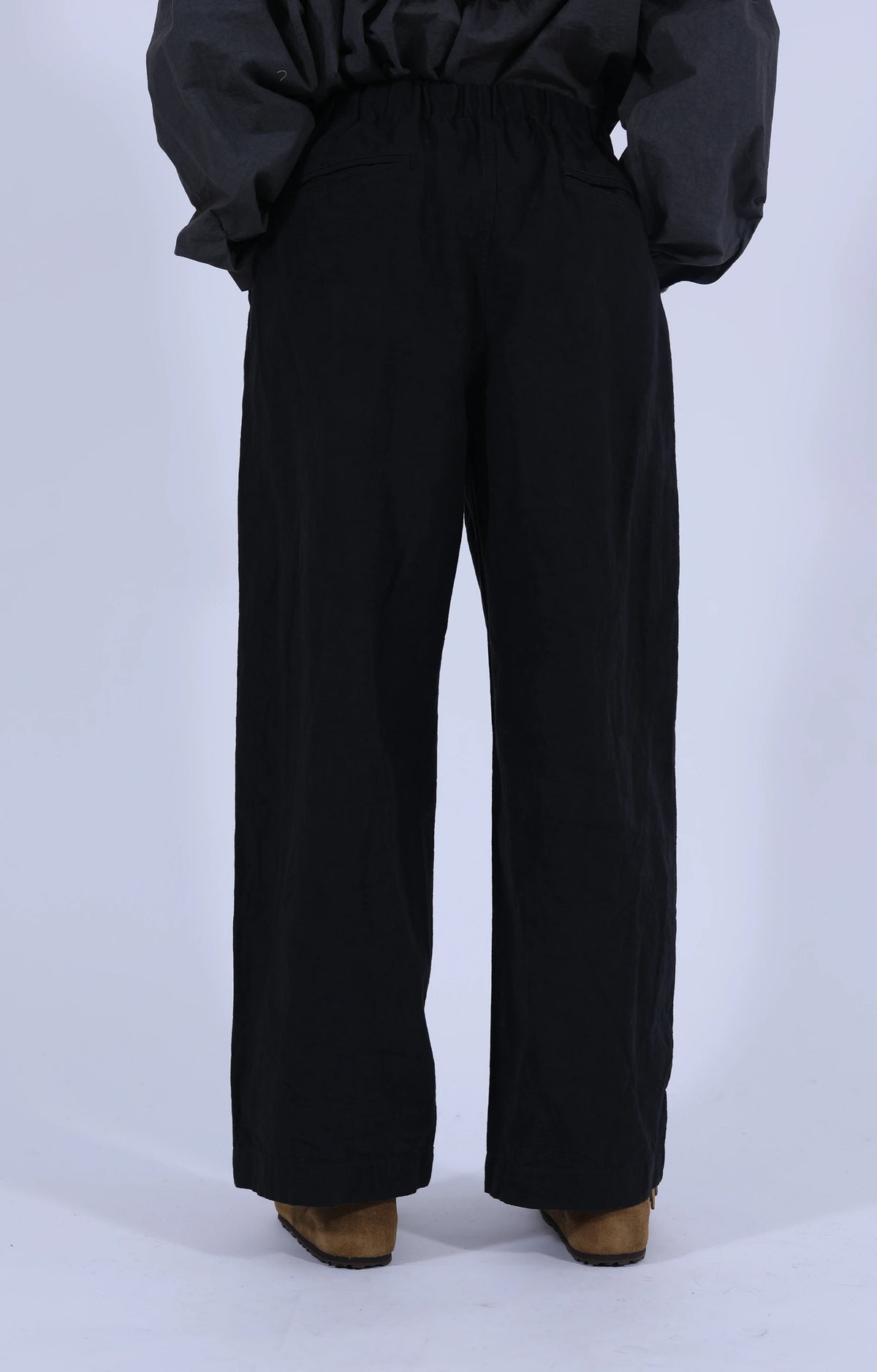 Nuance Drum-Dyed Trousers Black