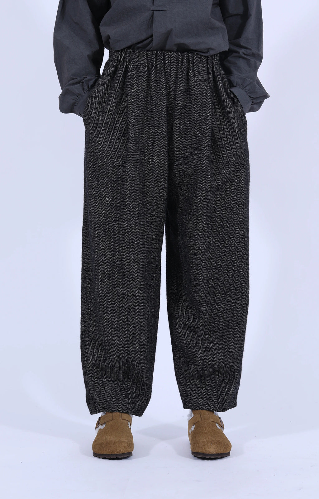 Wool Cropped Trousers Black
