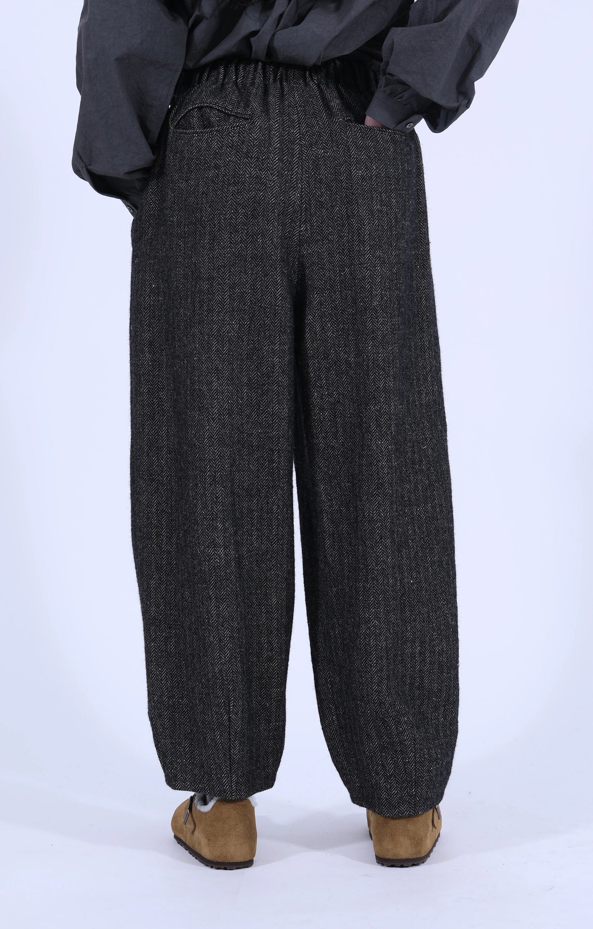 Wool Cropped Trousers Black