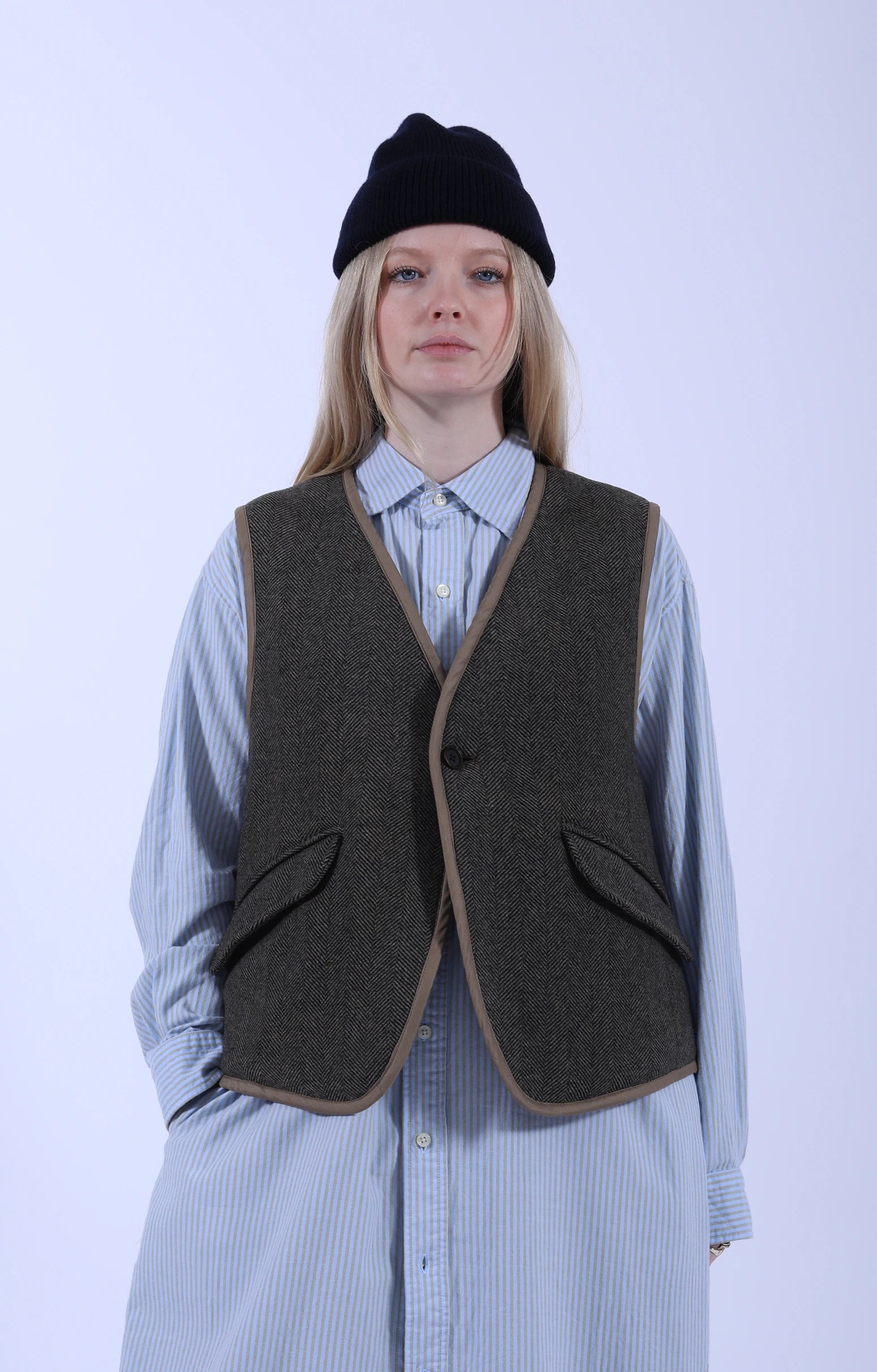 Back Slit Vest Herringbone Brown