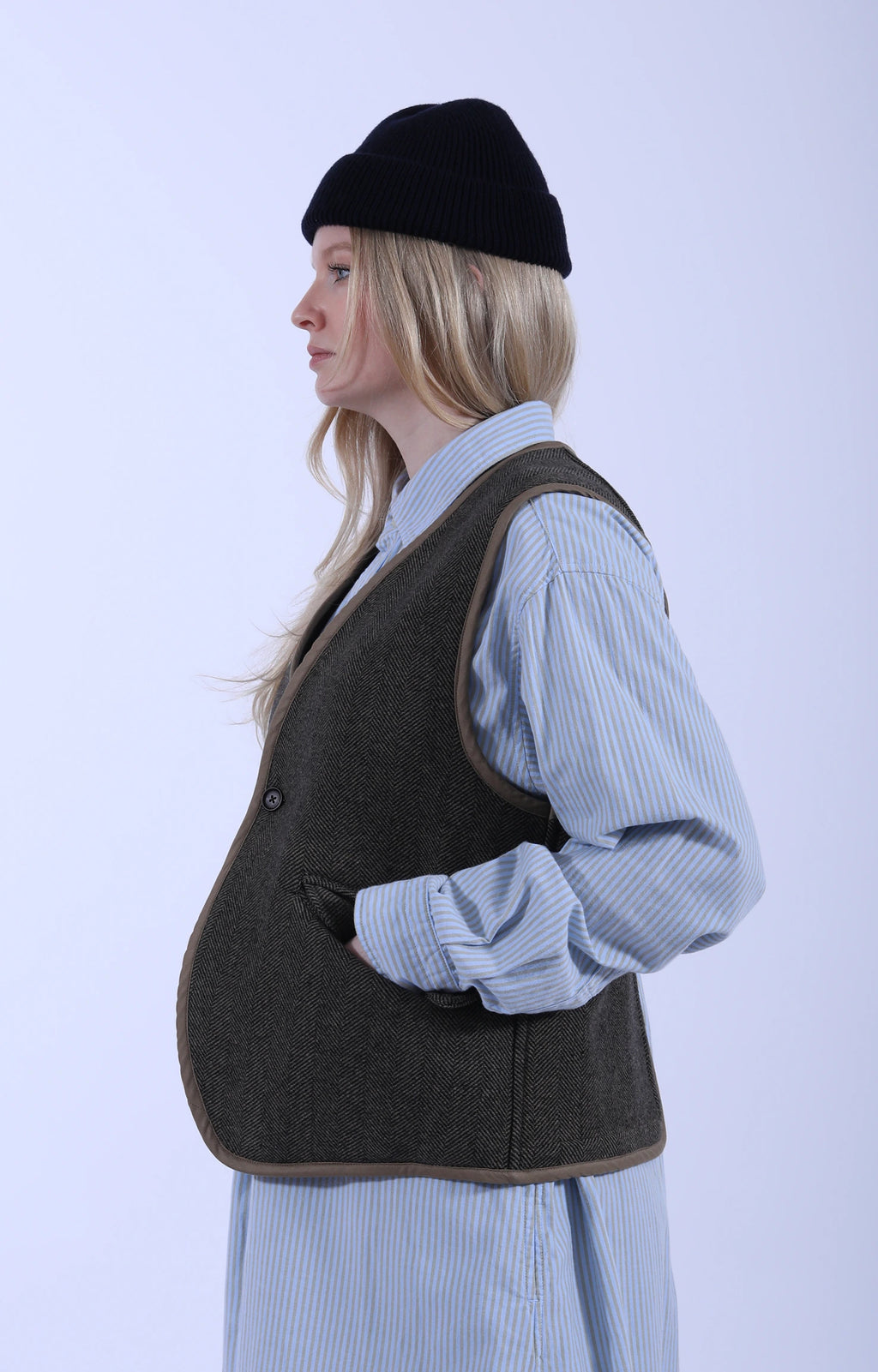 Back Slit Vest Herringbone Brown