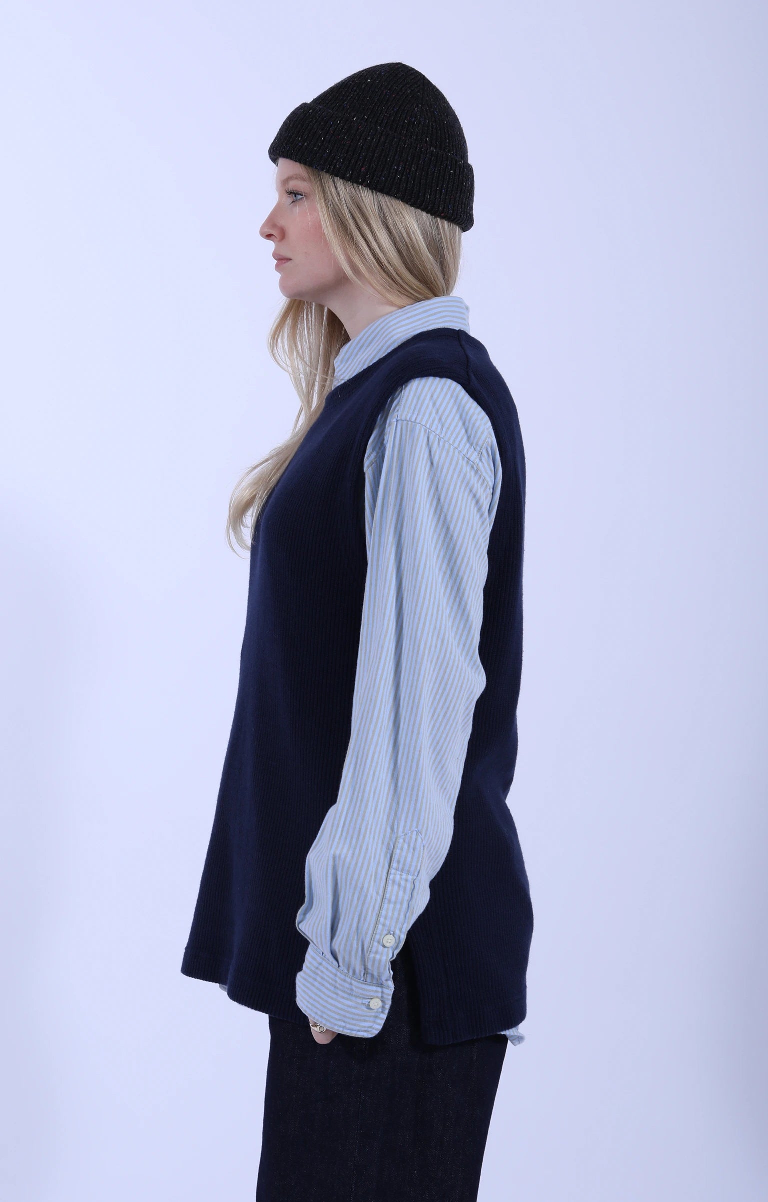 Crew Side Slit Vest Navy