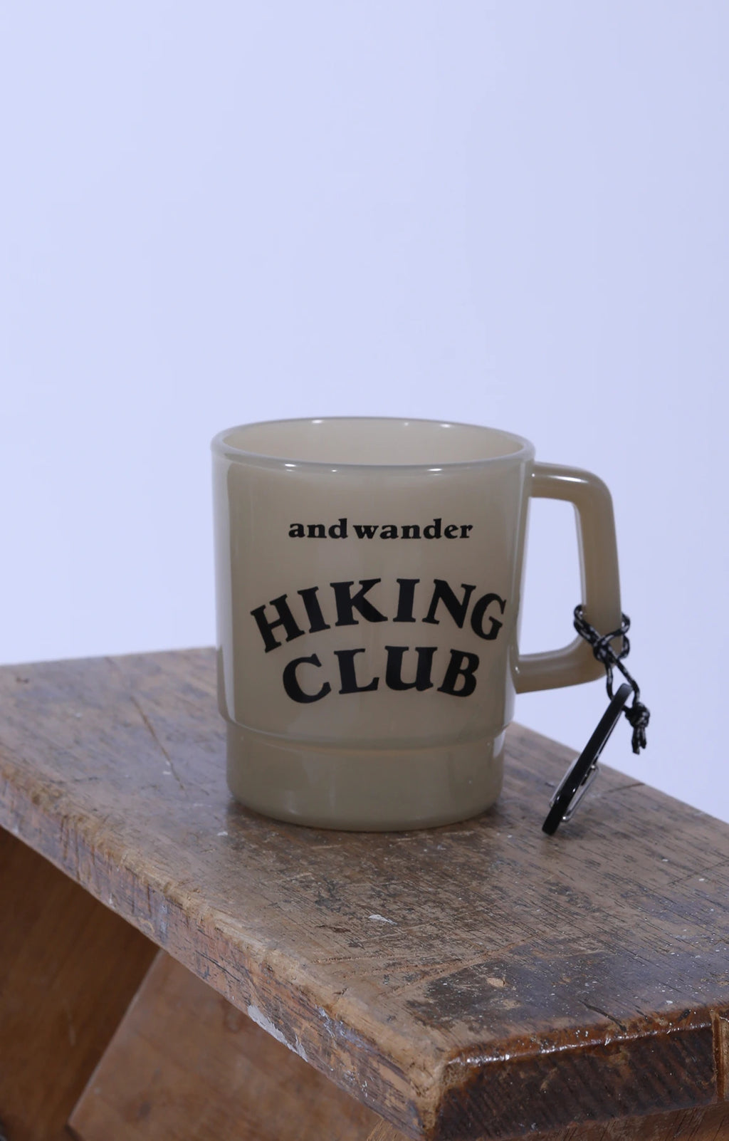 Hiking Club Mug Beige