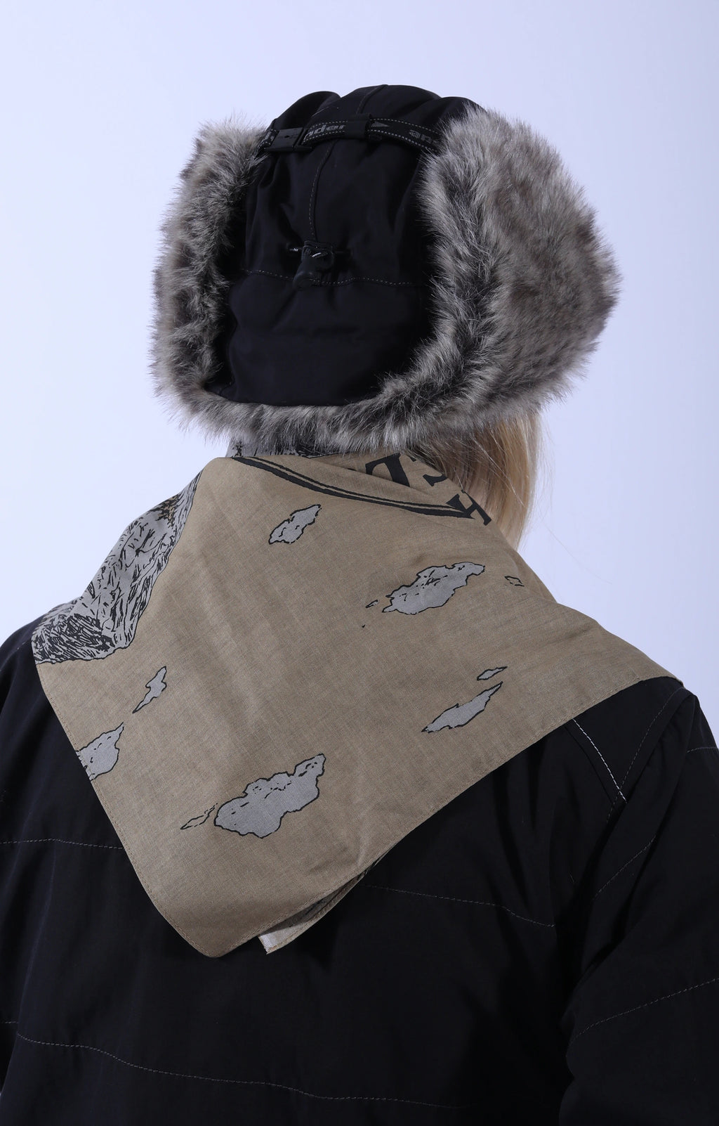 Hiking Club Bandana Beige