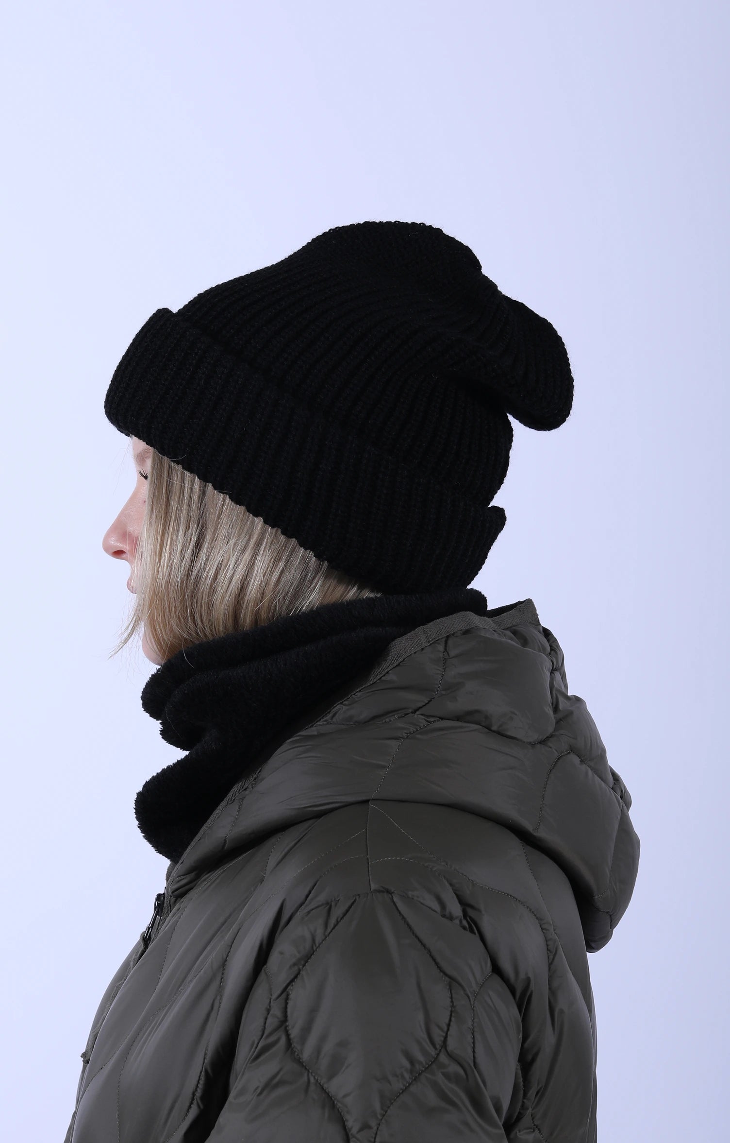 Cozy Chunky Beanie Black