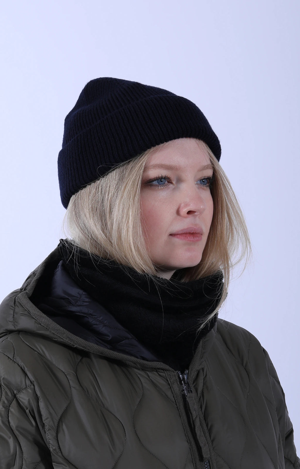 Merino Seamless Beanie Navy