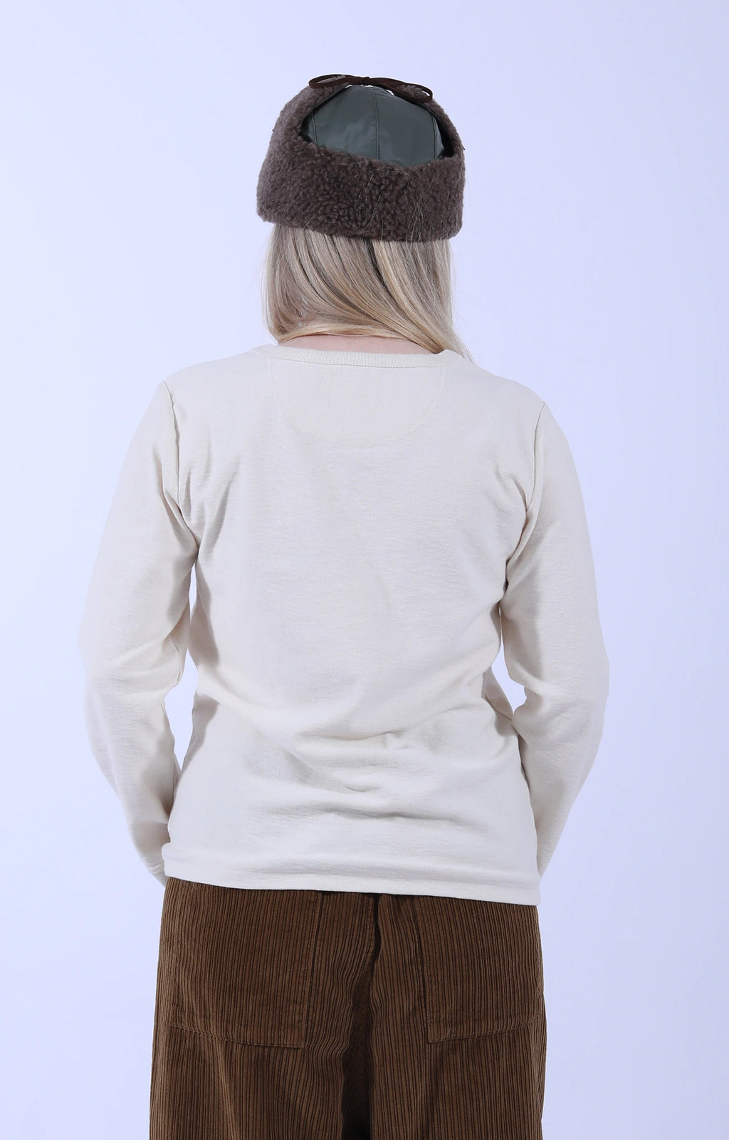 Club T L/S Off white