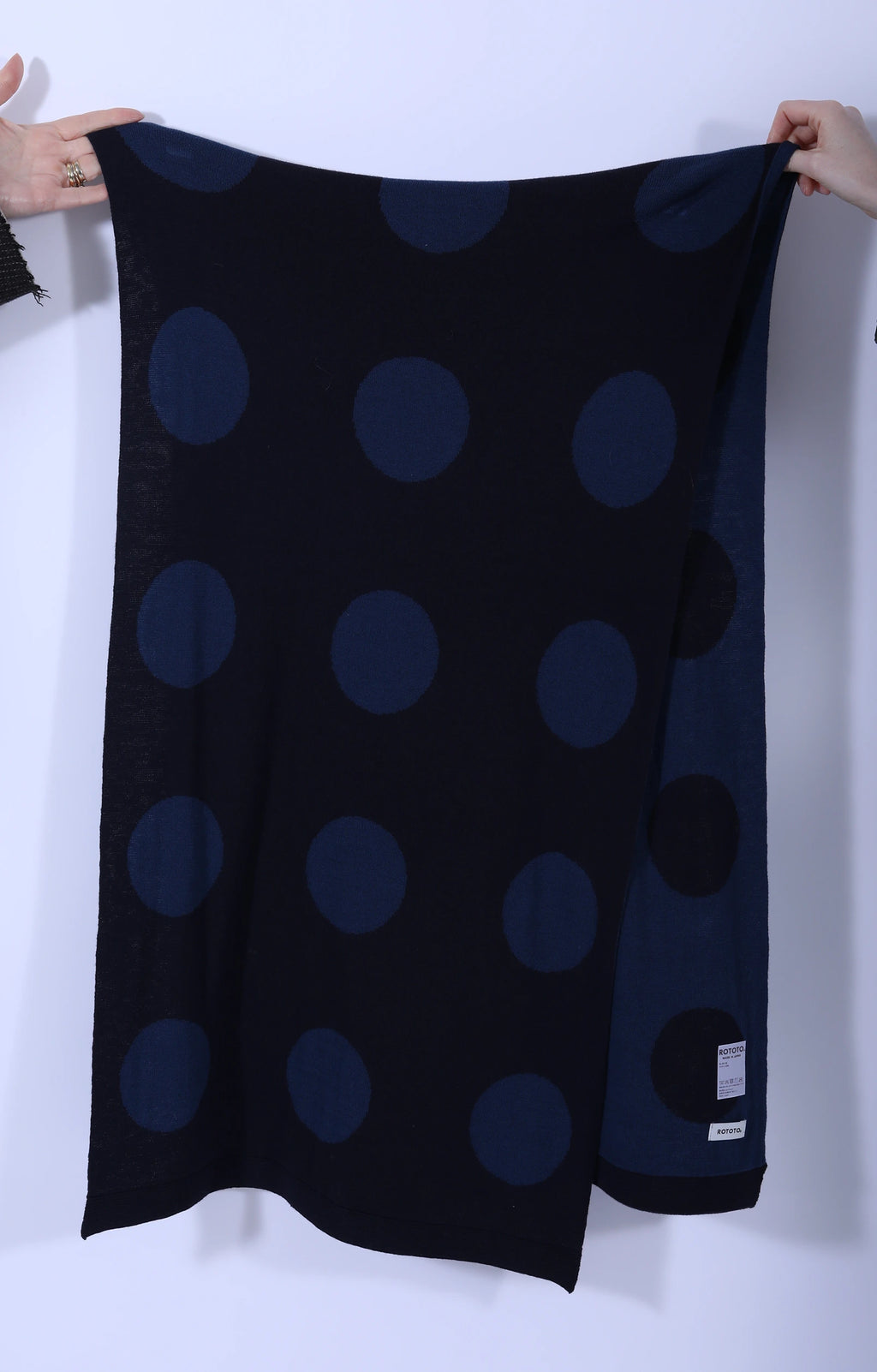 Shawl Muffler Duck Porthole Dot