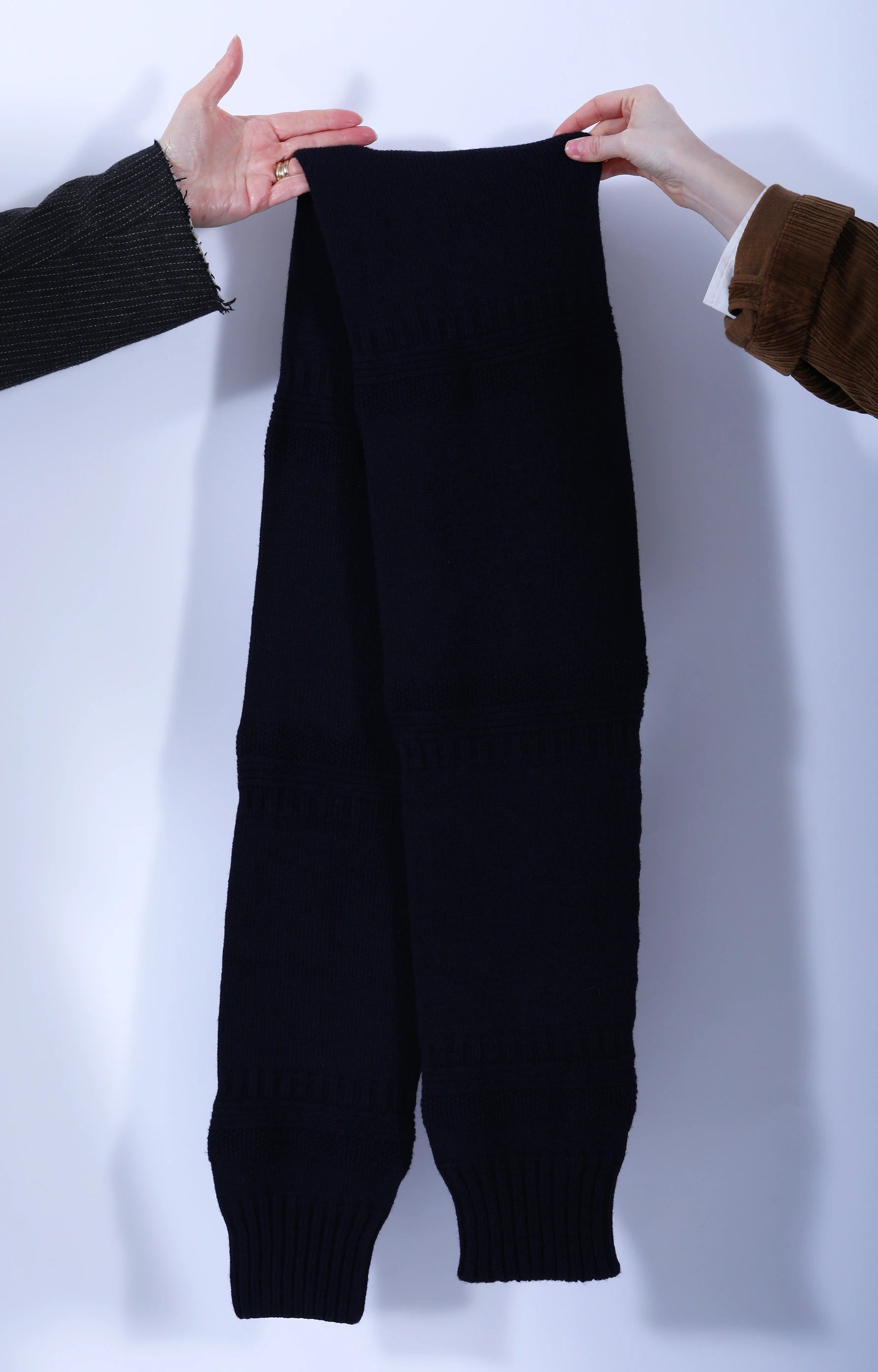 Sweater Sleeve Muffler Navy