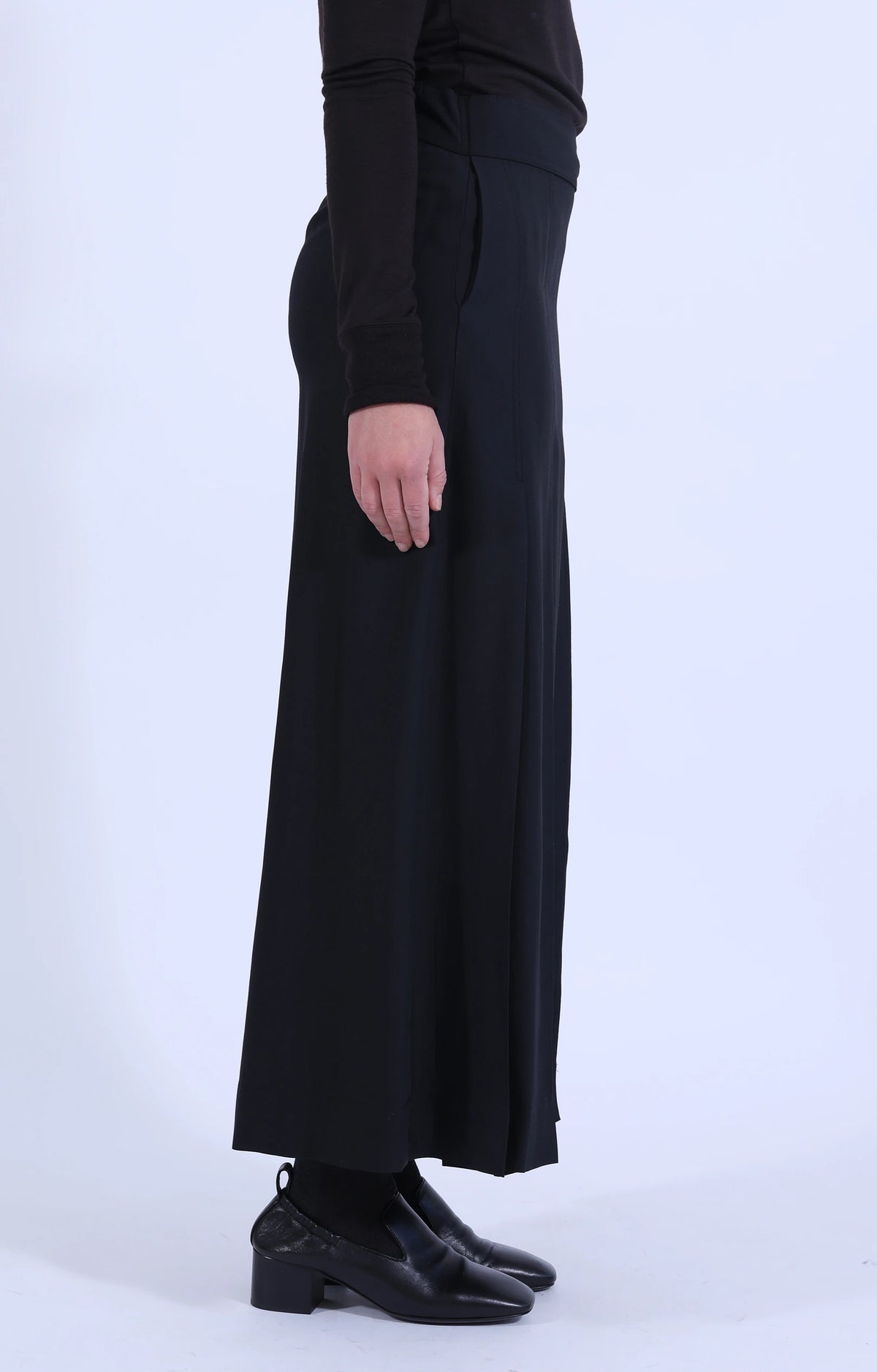 Mile Skirt Black