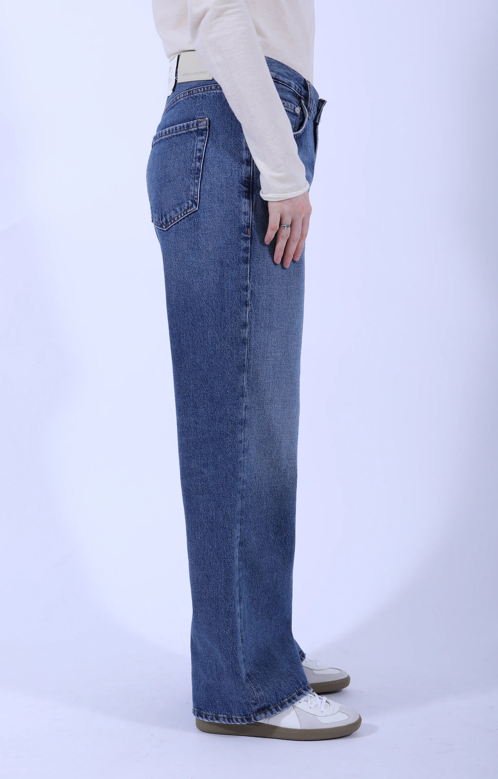 Lindz Low Rise Easy Straight Jean Chaya