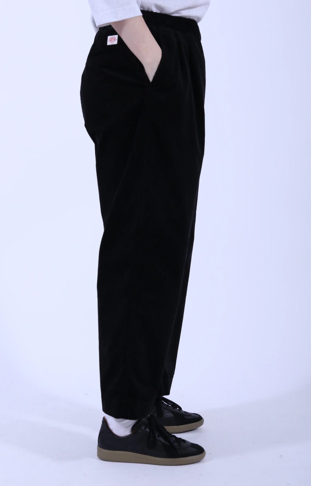 Easy Cropped Pants 8W Cord Black