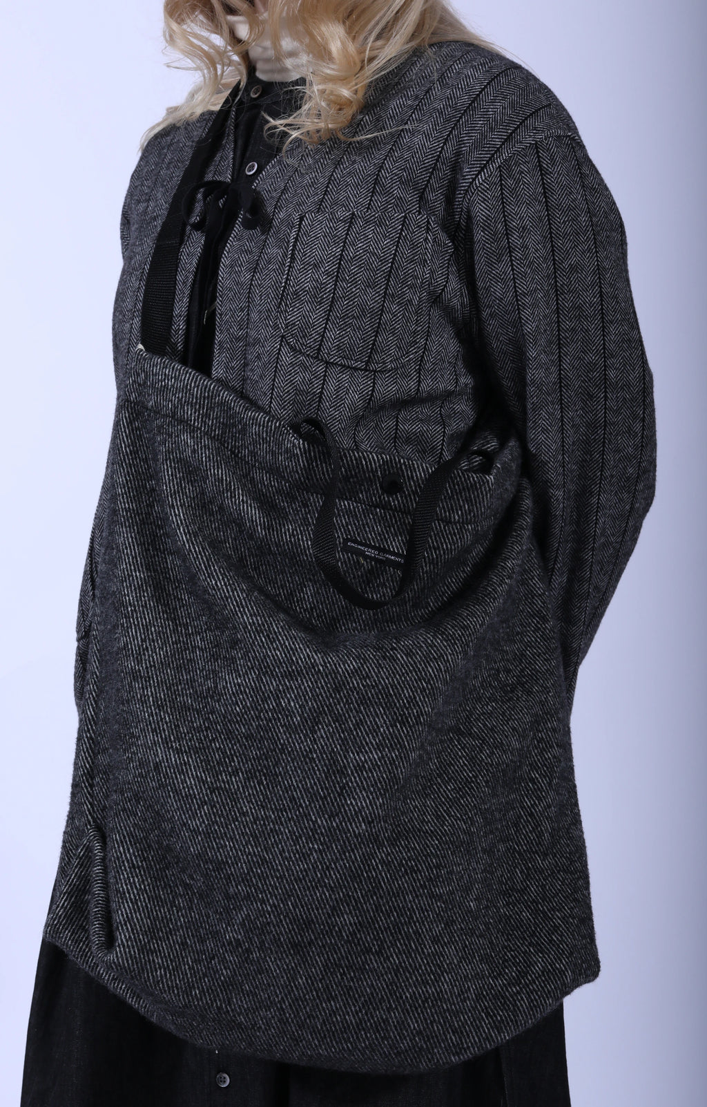 Carry All Tote Shaggy Black