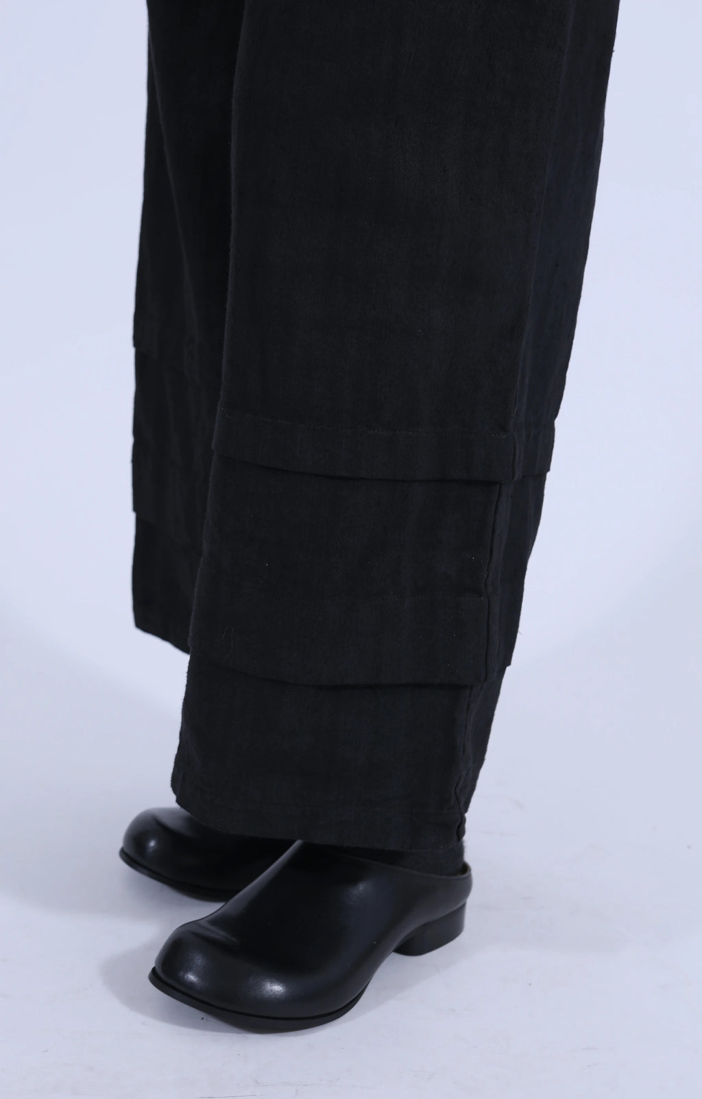 Edwin Trousers Ebony Linen