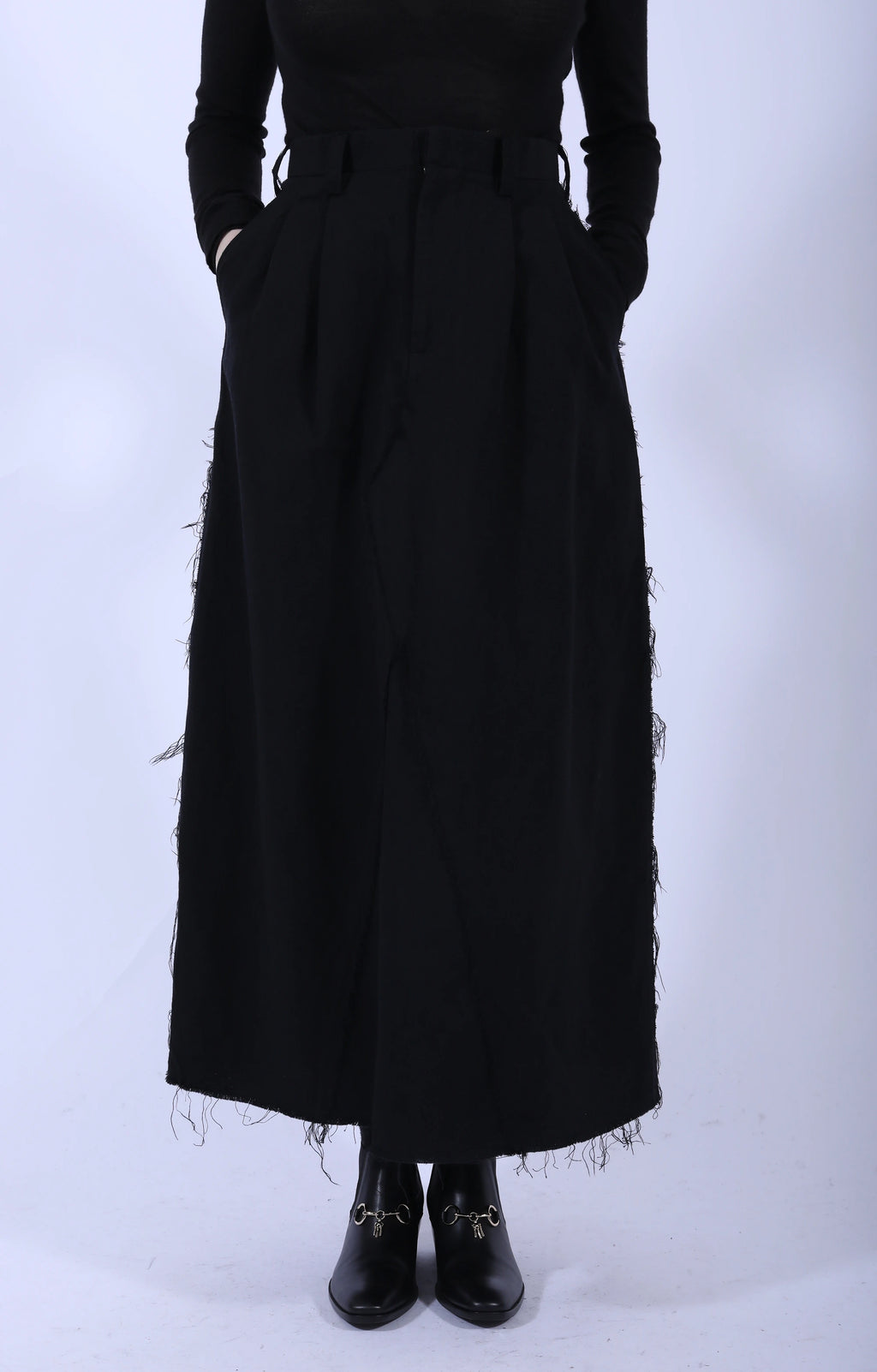 Raw Edge Skirt Black