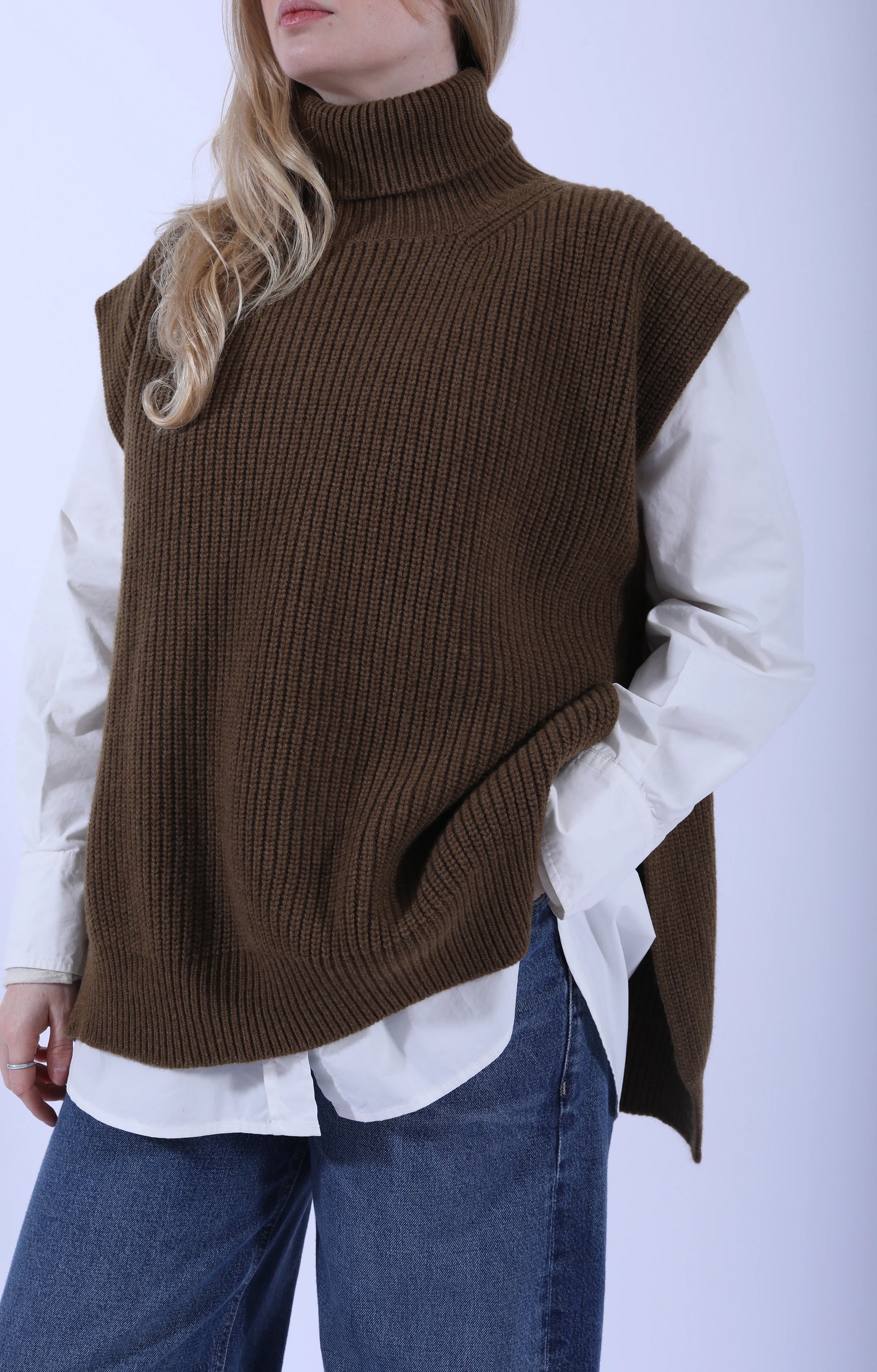 Meri Roll Neck Tabard Corteccia